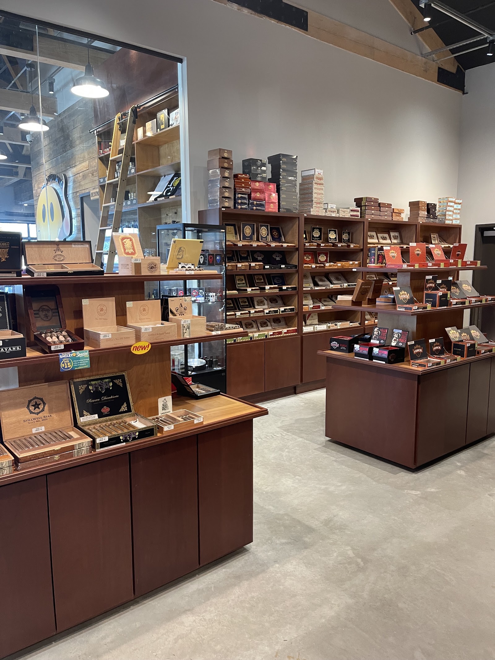 Cigars International - San Antonio, TX photo 3