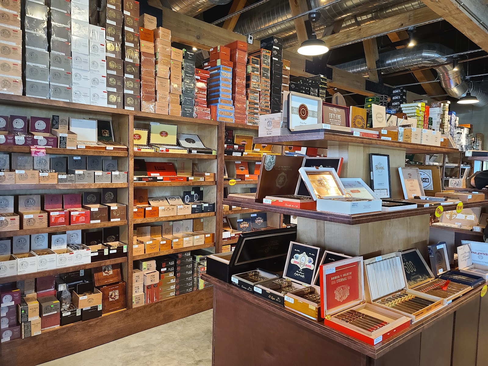 Cigars International - Tampa, FL photo 7
