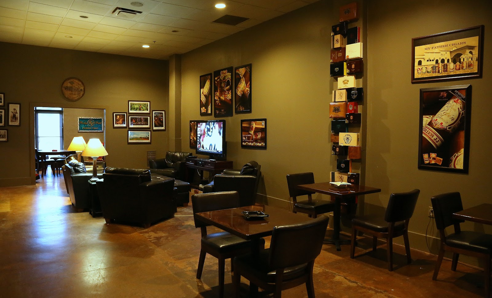 Cigars & More 280 / Inverness photo 10