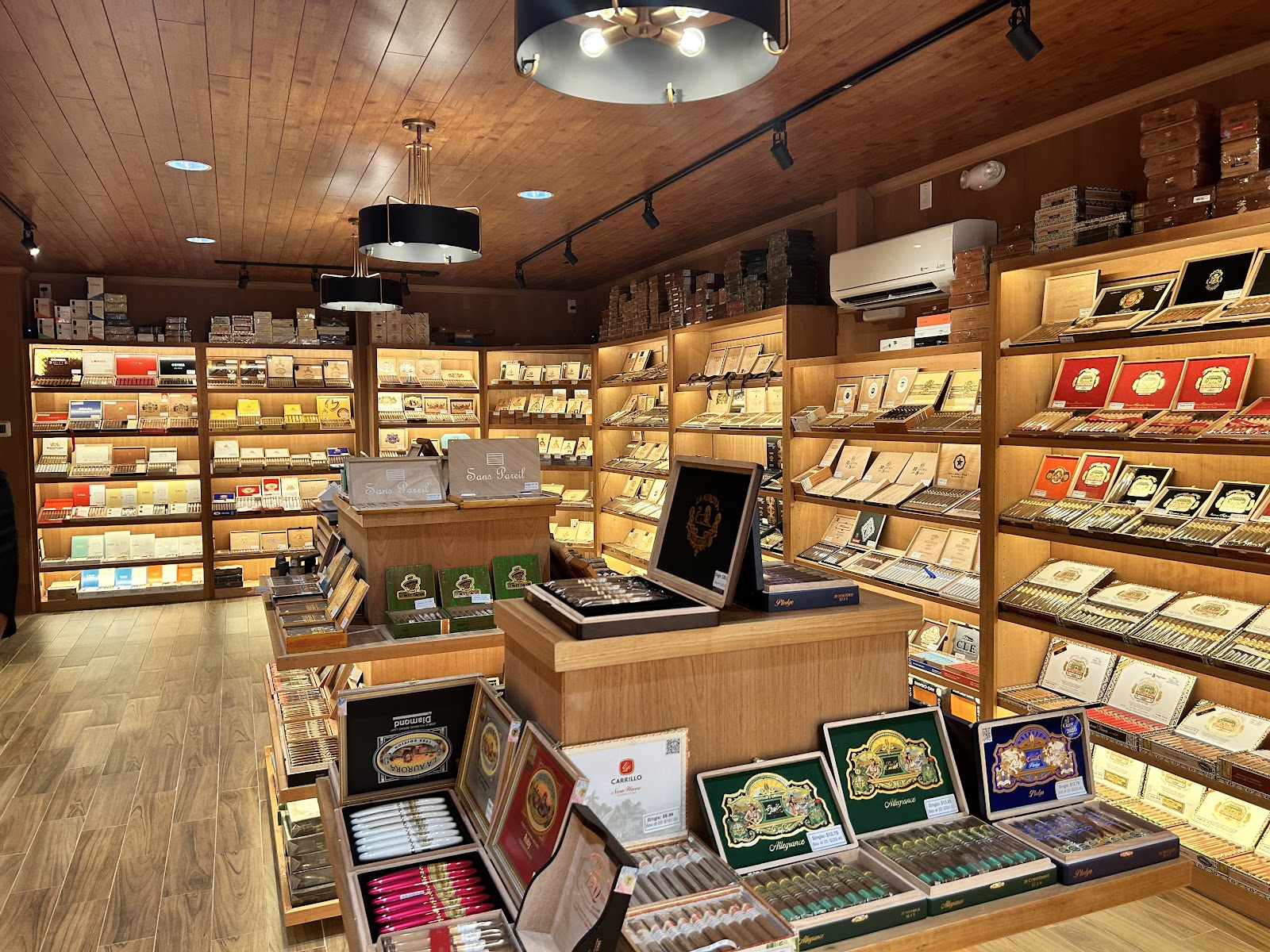 Cigars on 35 photo 9