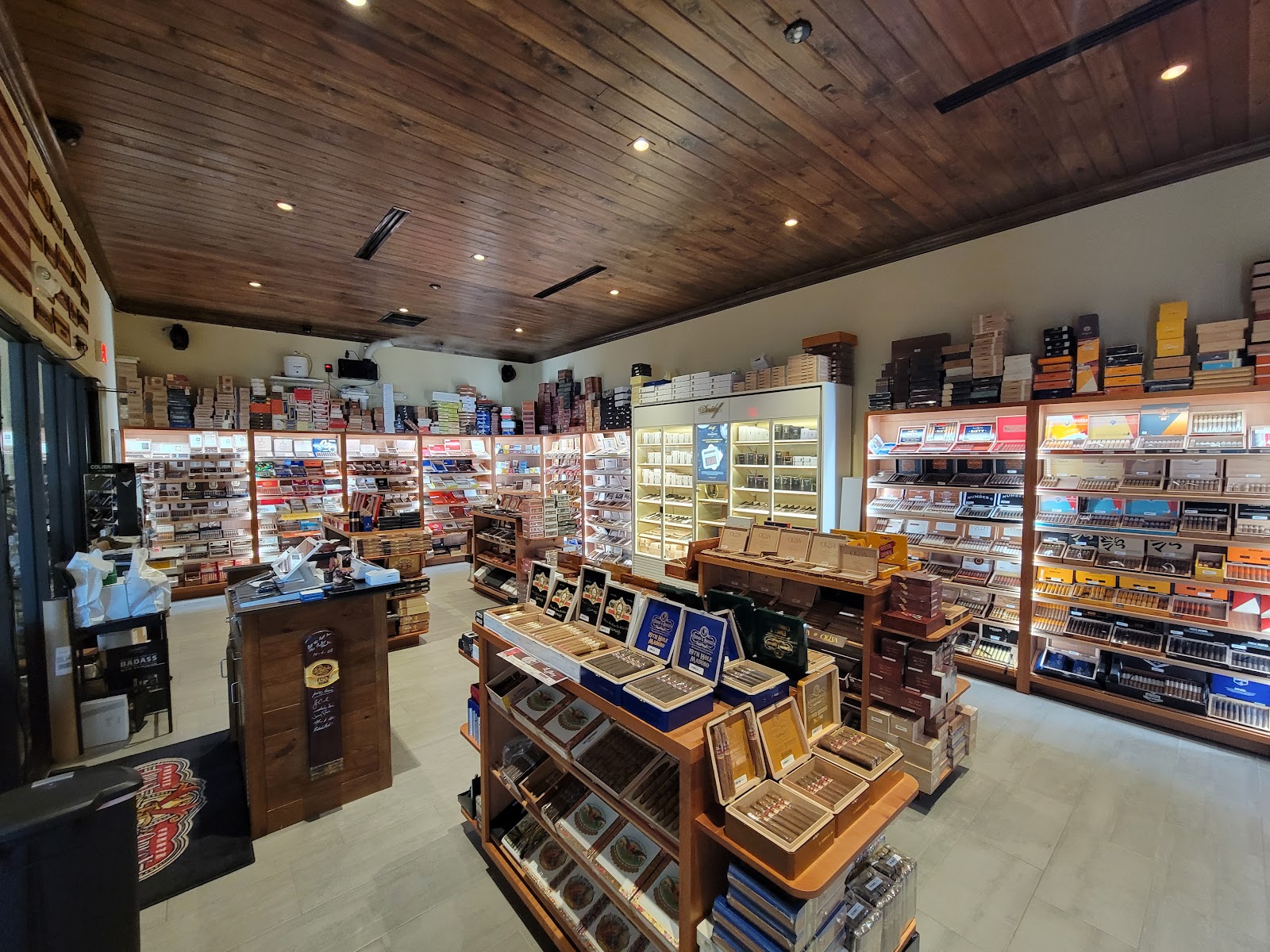 Cigarz on the Avenue photo 8