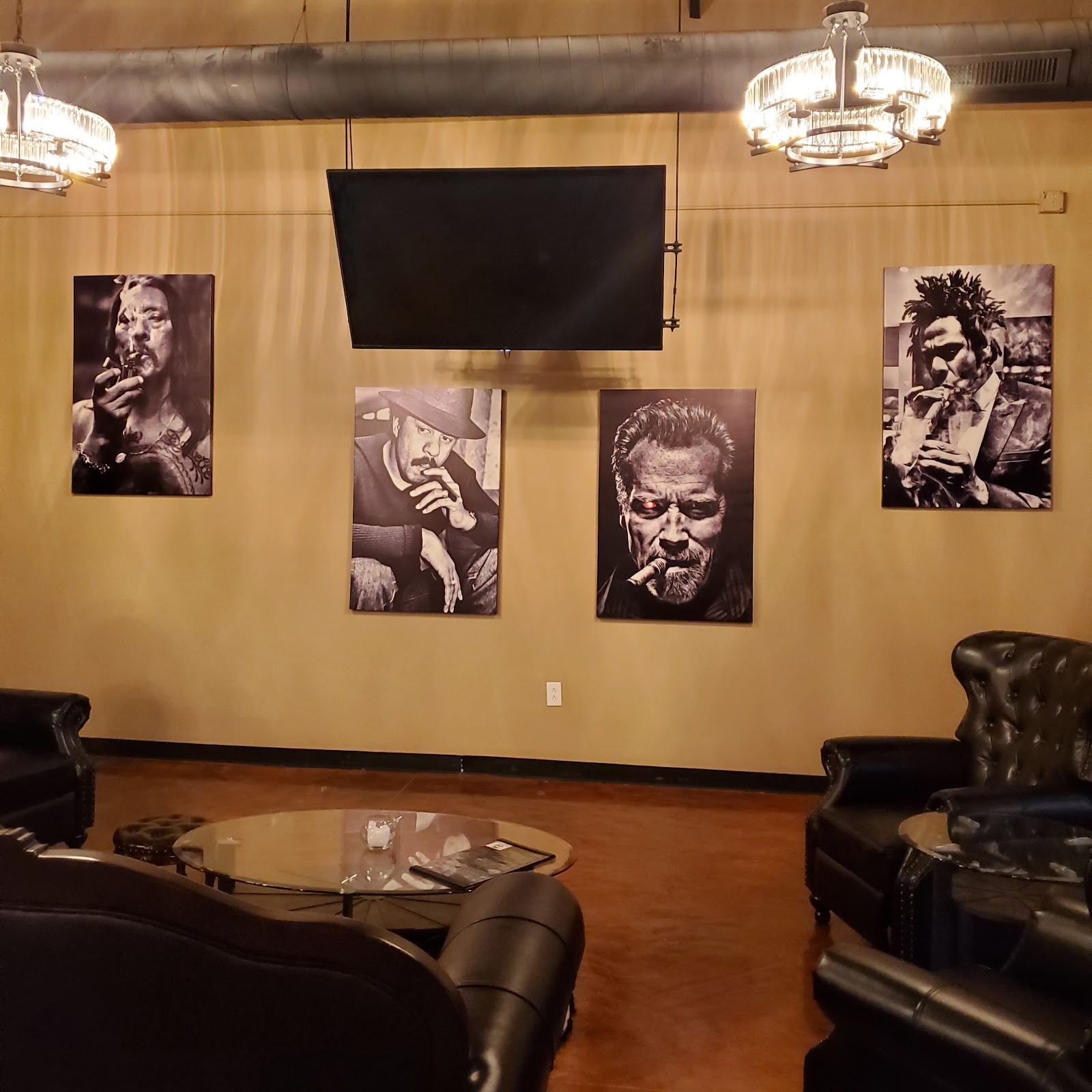 Classic Blends Cigar & Coffee Lounge photo 2