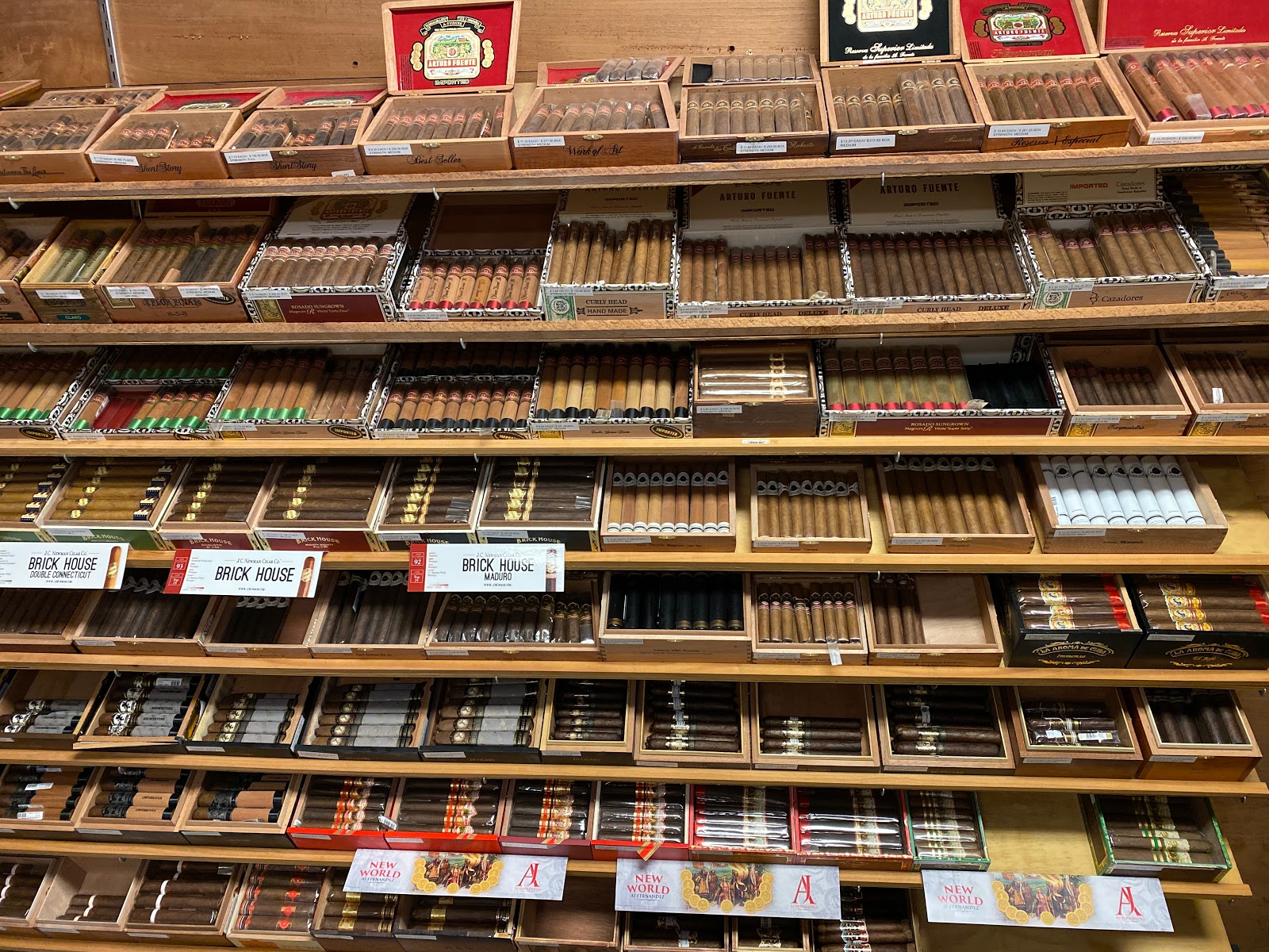 Classic Cigars Owasso photo 9