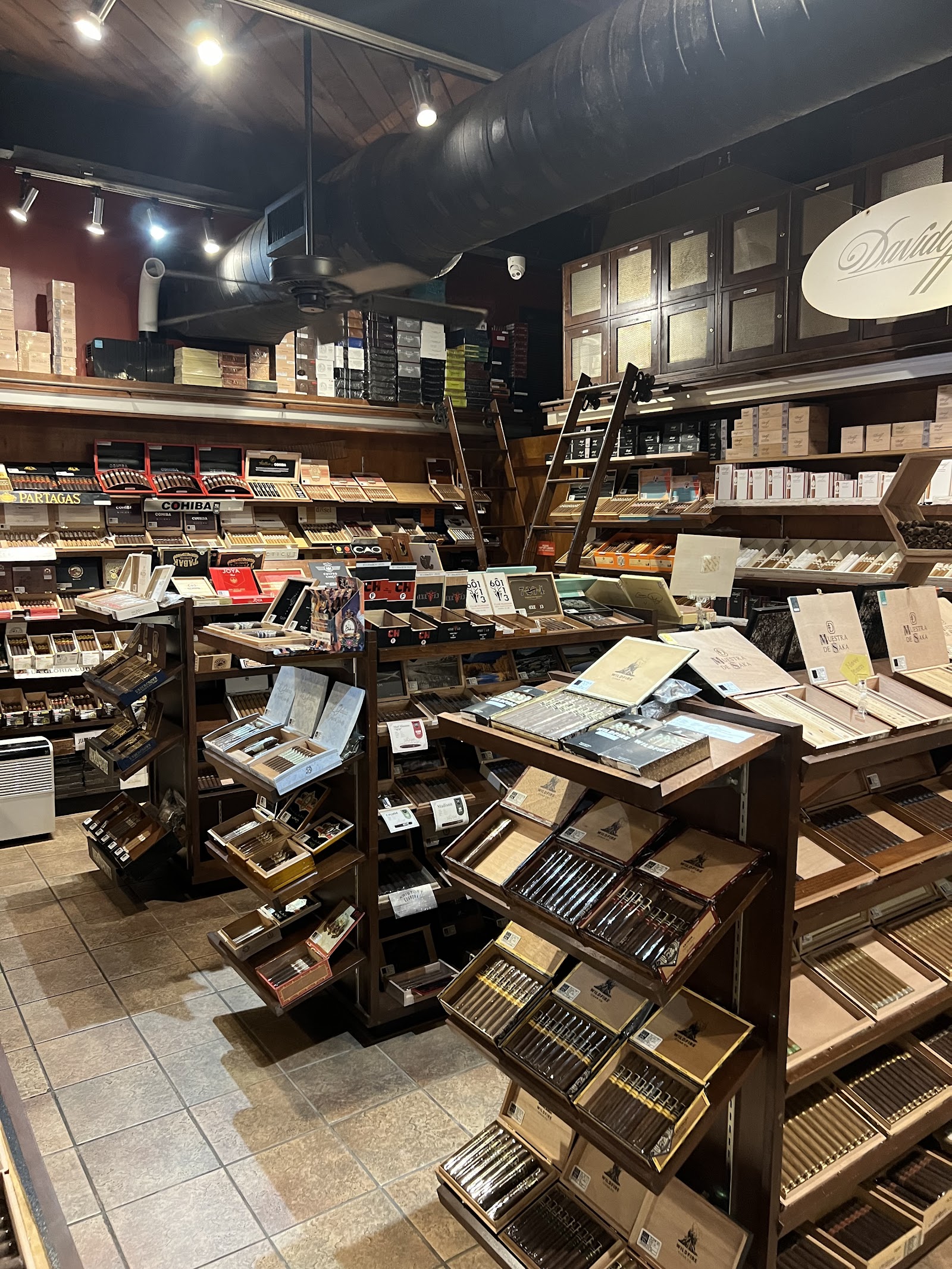 Club Humidor - San Antonio (HQ) photo 7