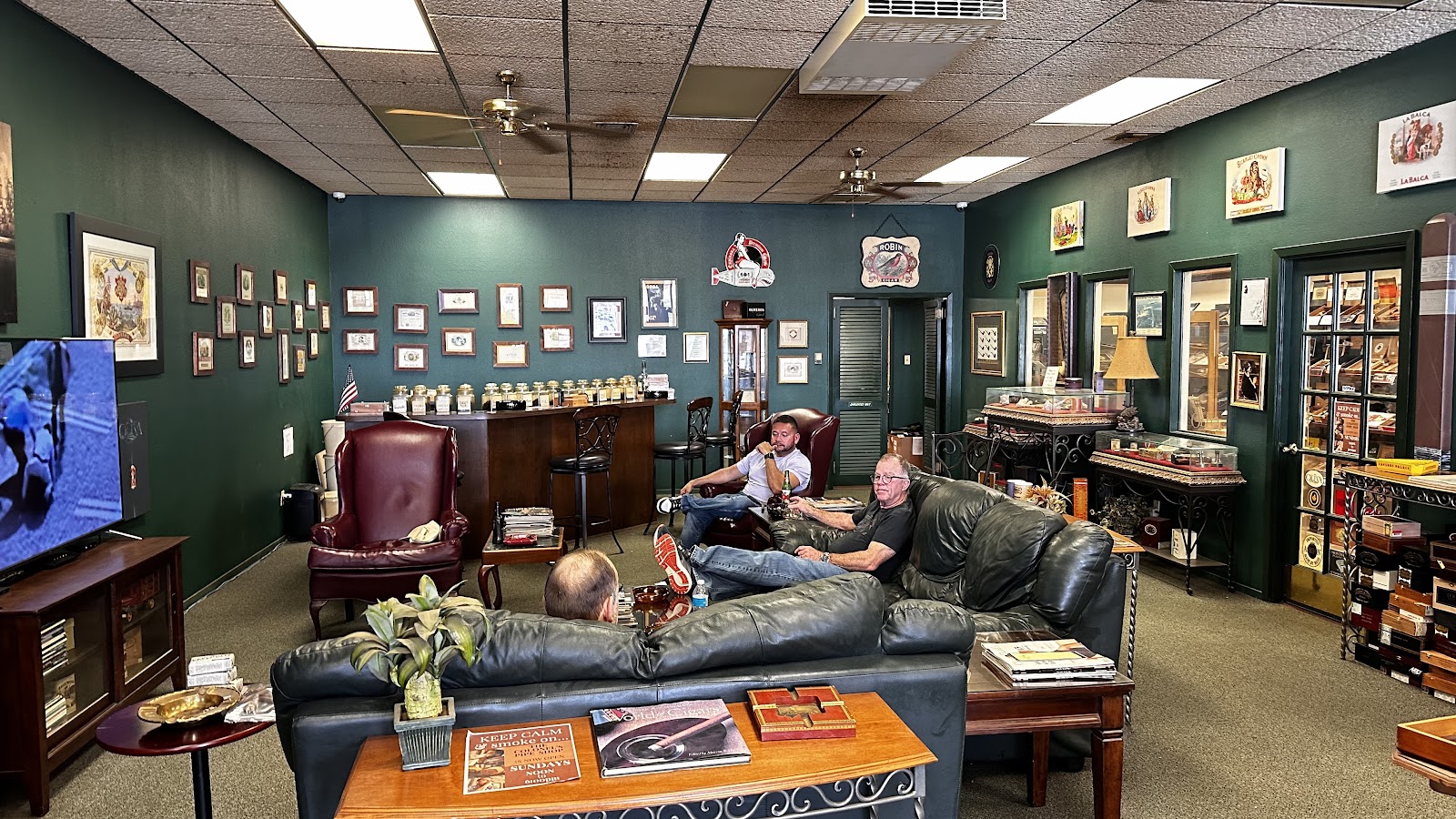Colonel's Pipe Shop photo 2