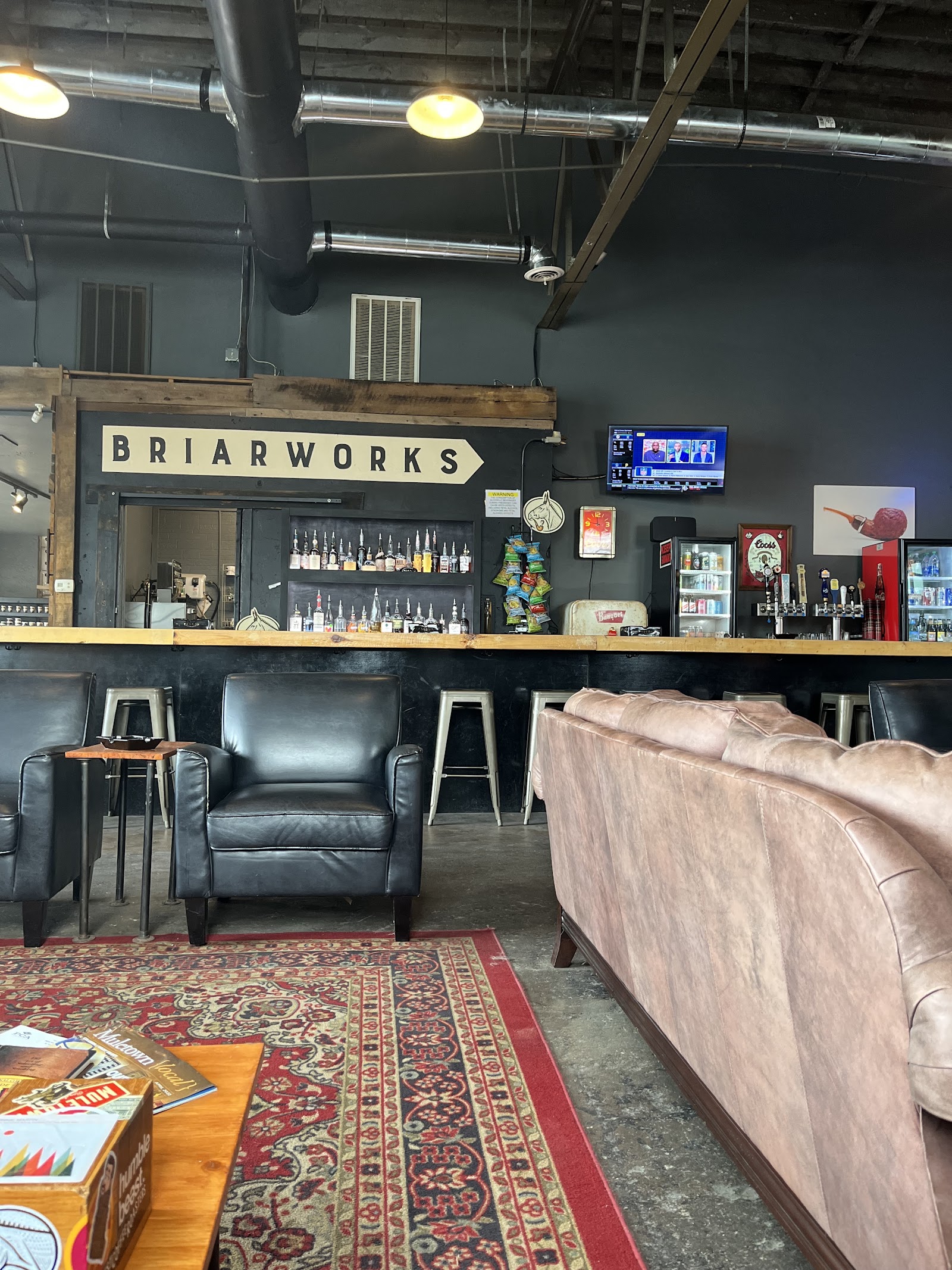 Columbia Pipe and Cigar Lounge (BriarWorks) photo 3