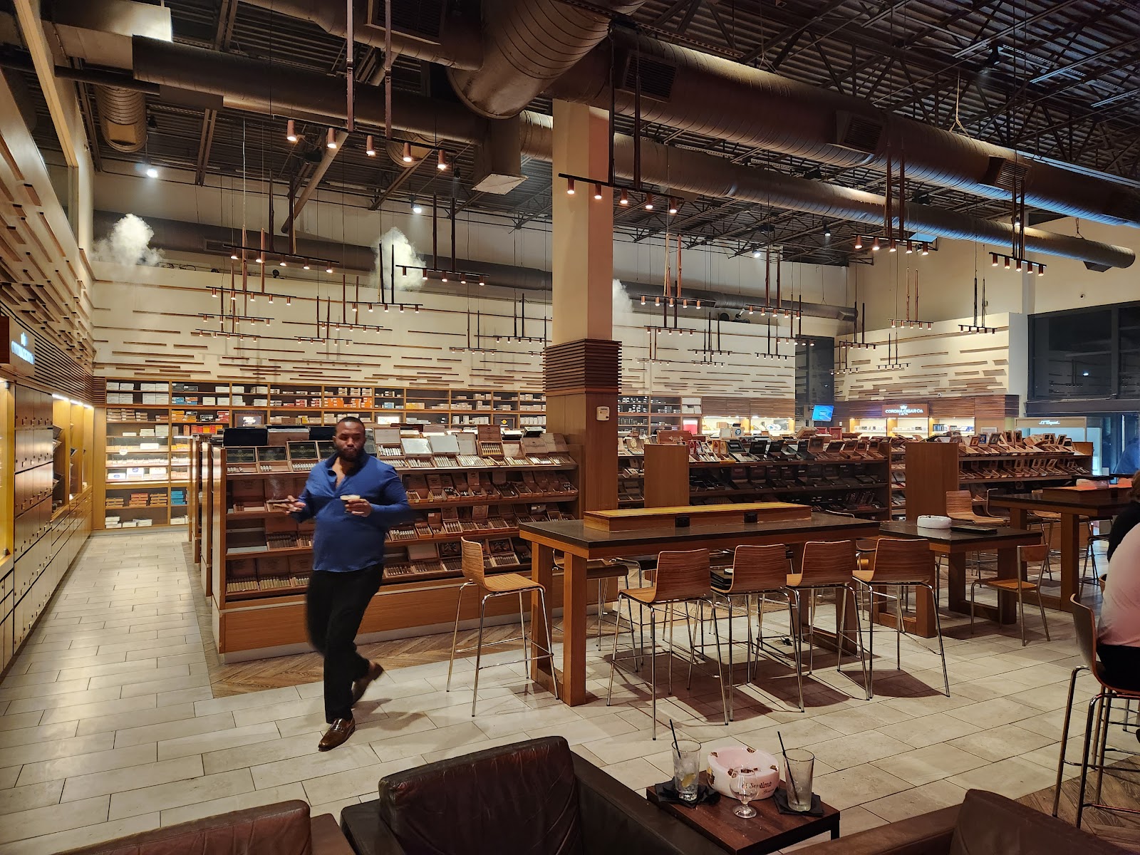 Corona Cigar Company & J.C. Newman Diamond Crown Lounge photo 4