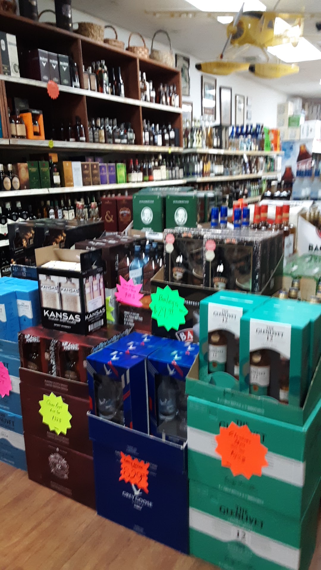 Country Walk Liquor & Wine photo 9