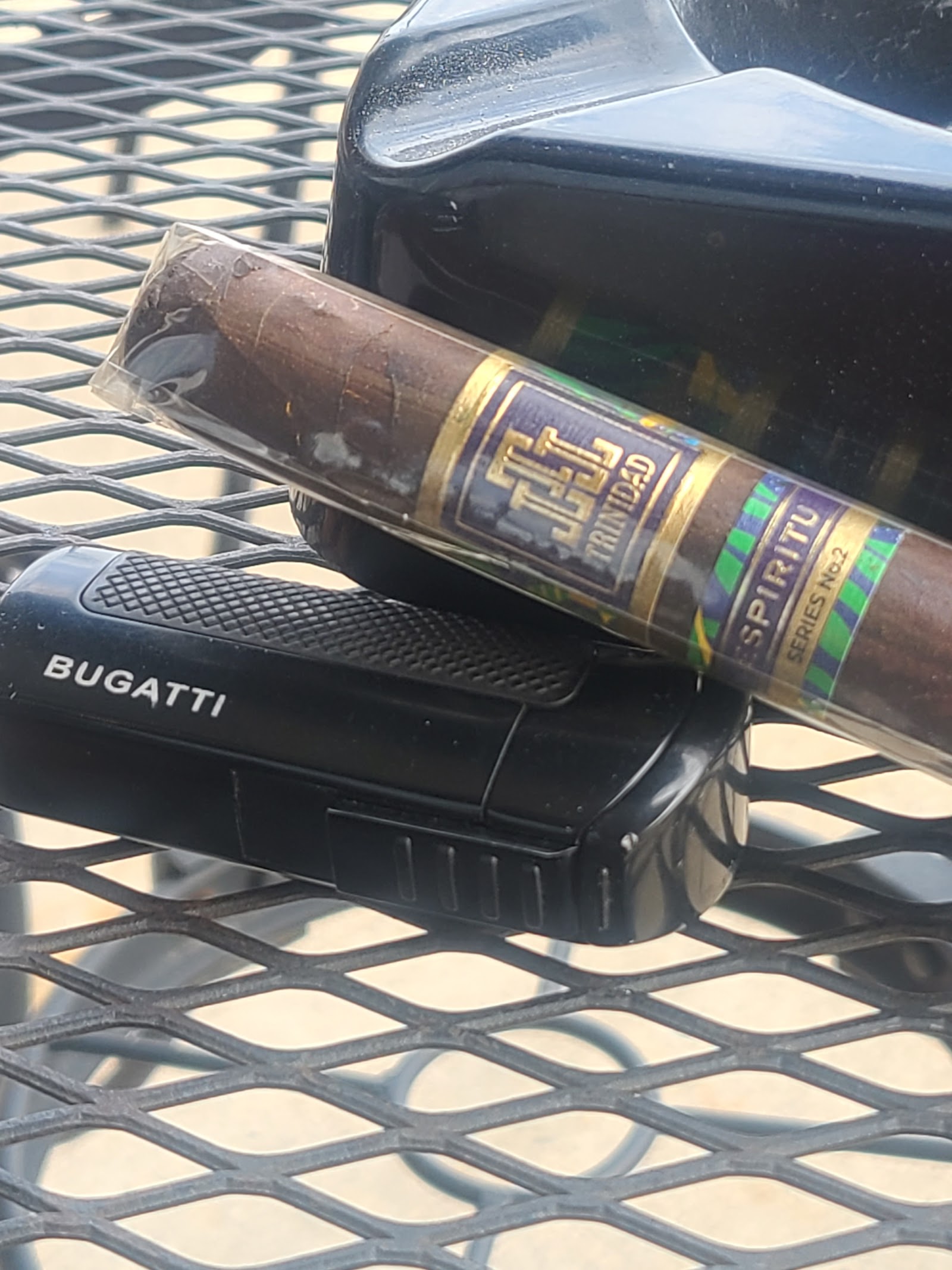 Cousin's Cigar photo 3