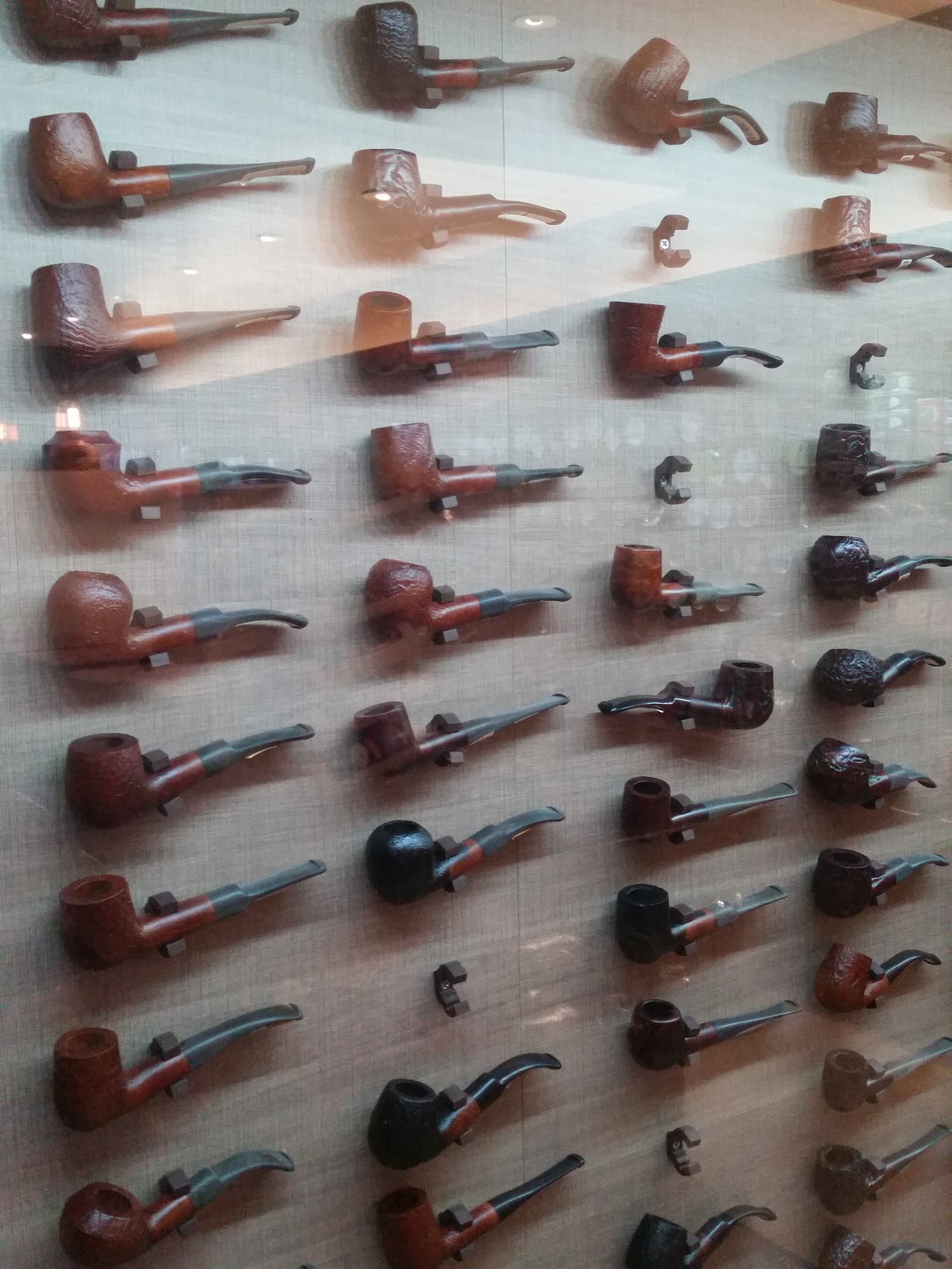 Cousin's Cigar Co. - Akron, OH photo 3