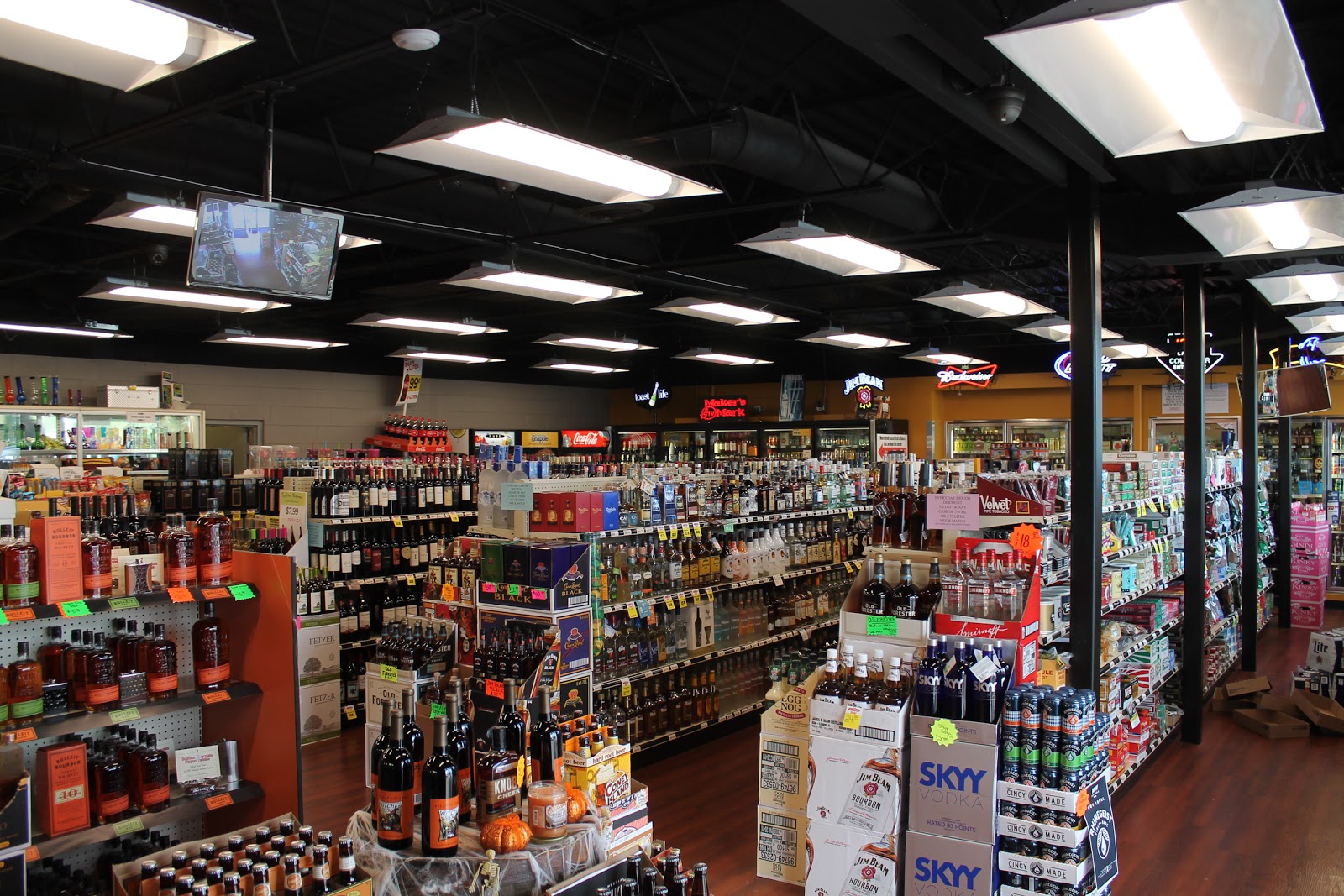 Cox's Smokers Outlet - Fern Creek photo 5