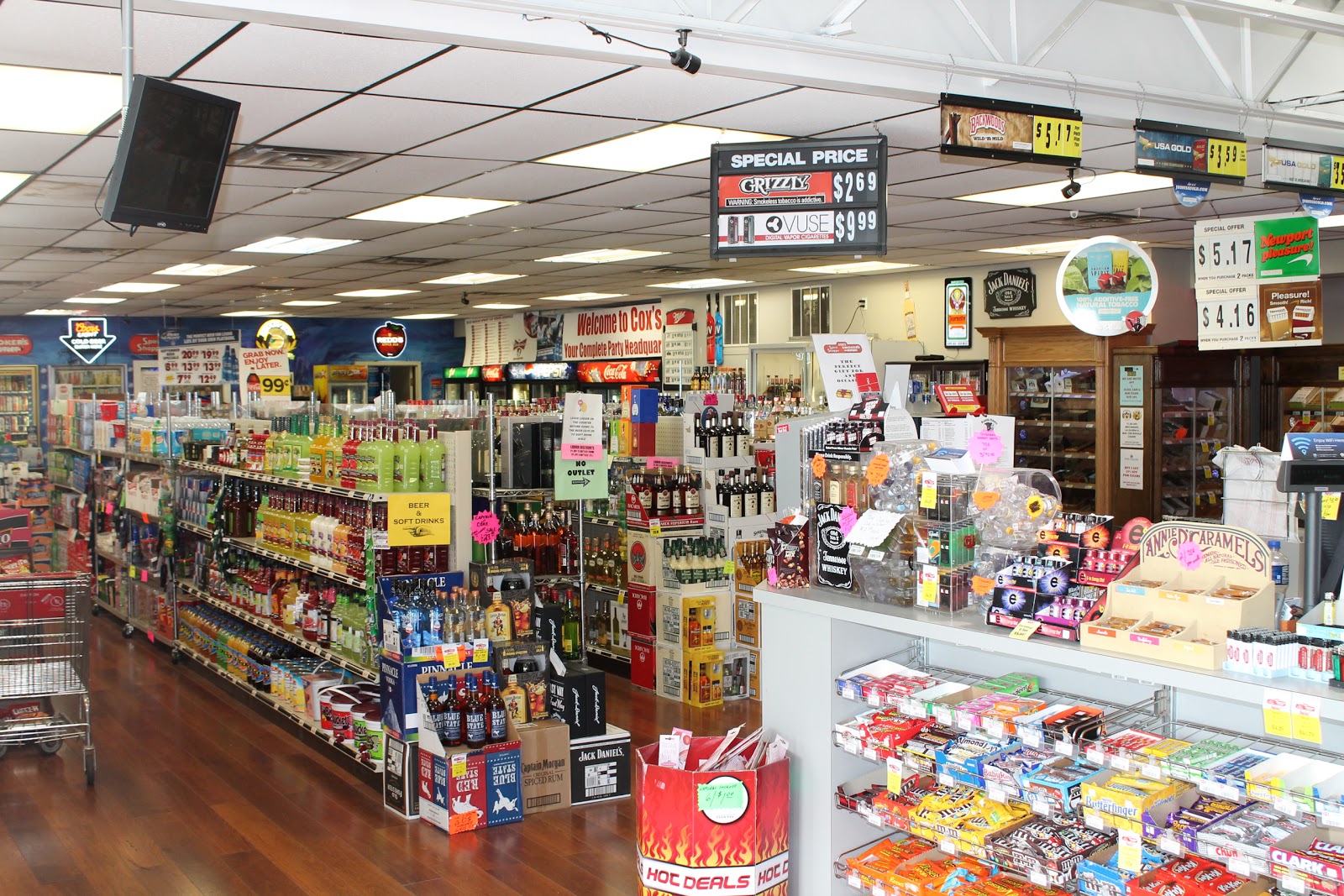 Cox's Smokers Outlet - Okolona photo 5