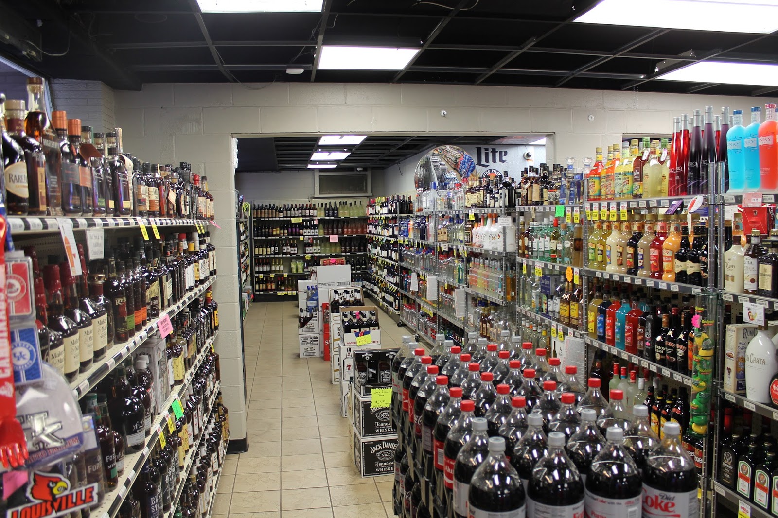 Cox's Smoker's Outlet - Pleasure Ridge Park photo 5