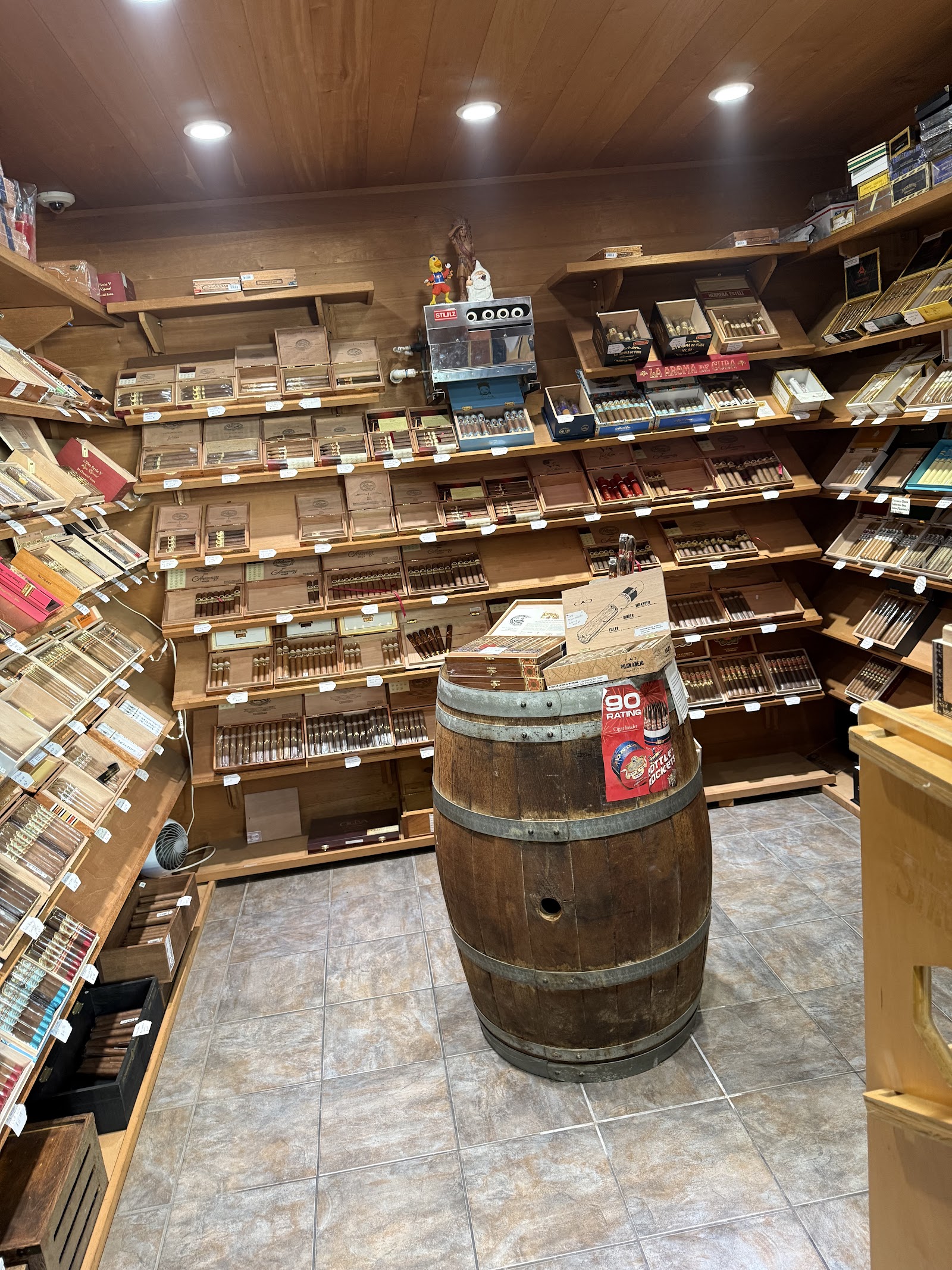 Crown City Cigars photo 2