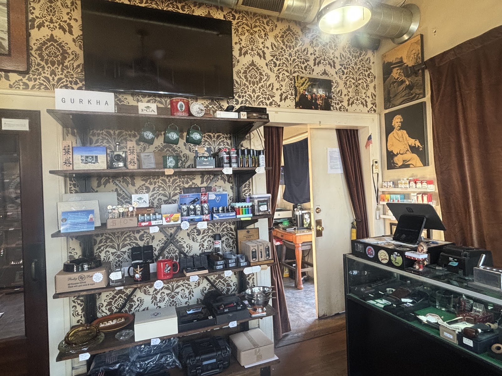 Crown City Cigars photo 5