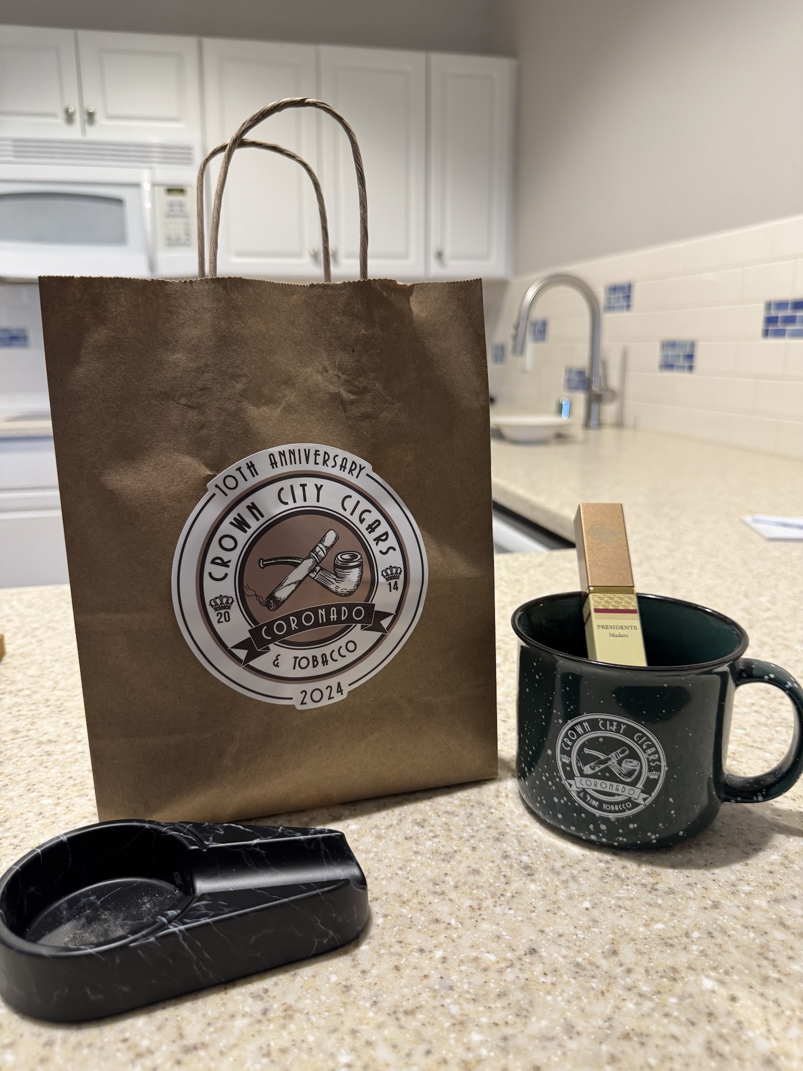 Crown City Cigars photo 8