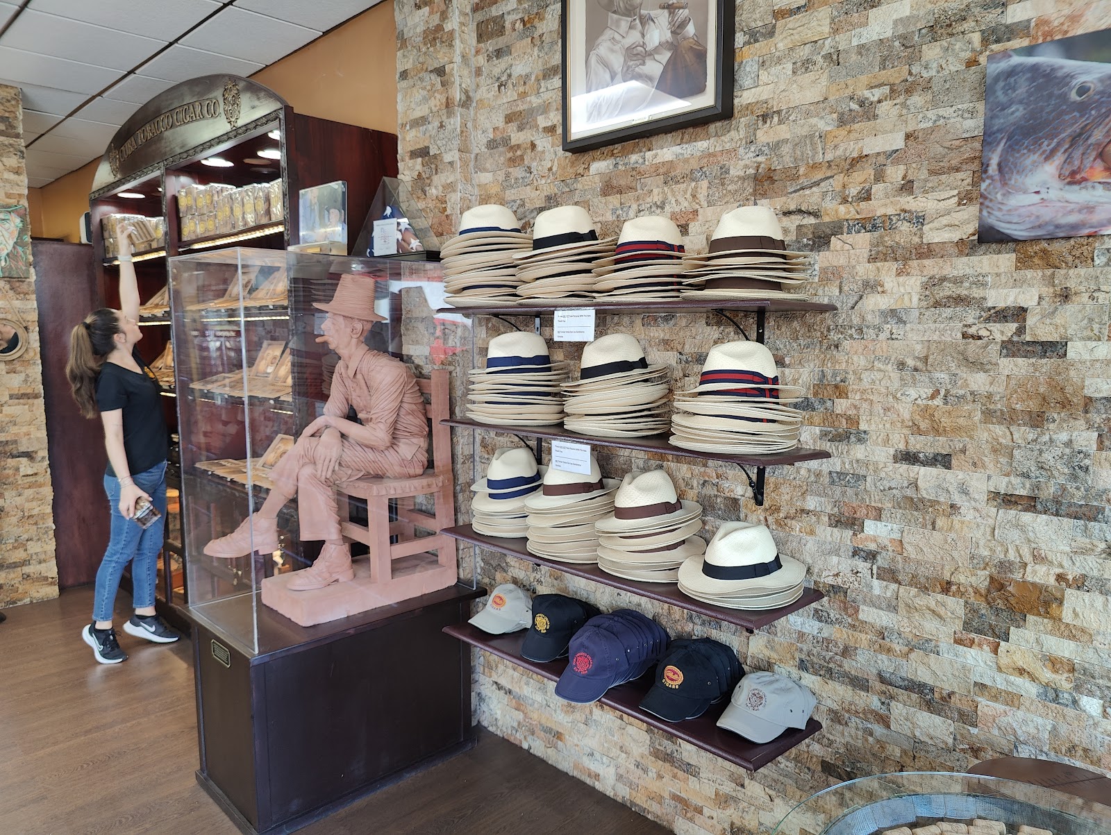 Cuba Tobacco Cigar Co (Retail) photo 3
