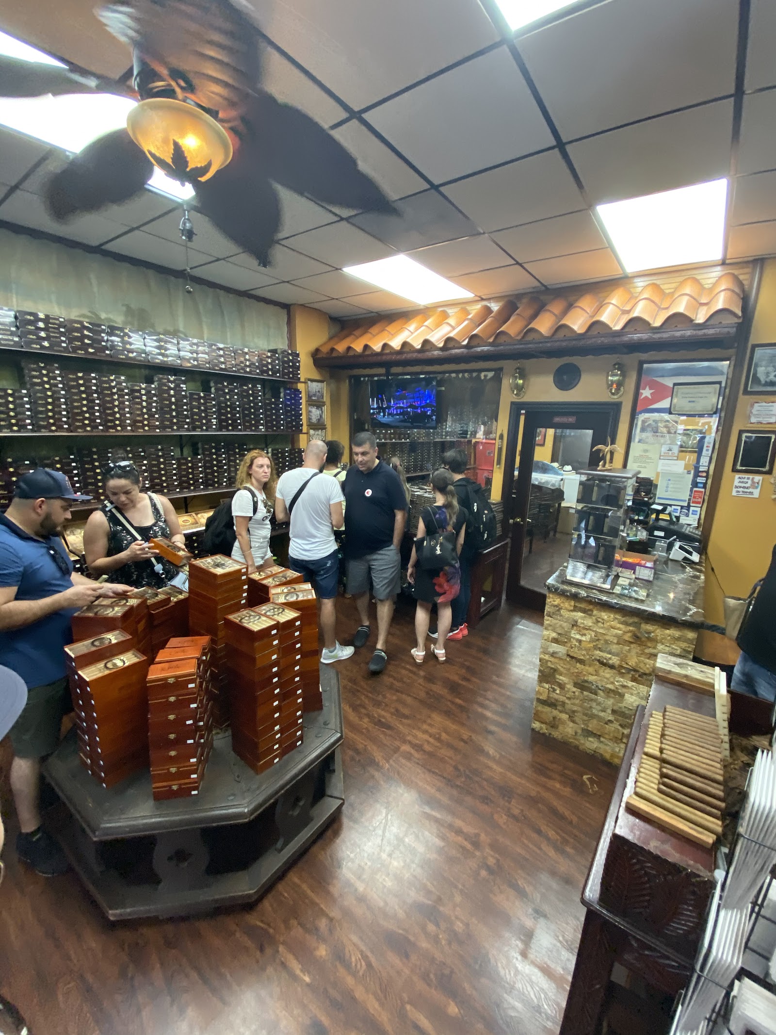 Cuba Tobacco Cigar Co (Retail) photo 7