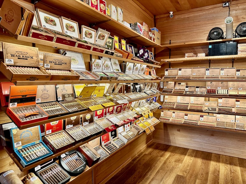 D.A.M. Fine Cigars photo 2