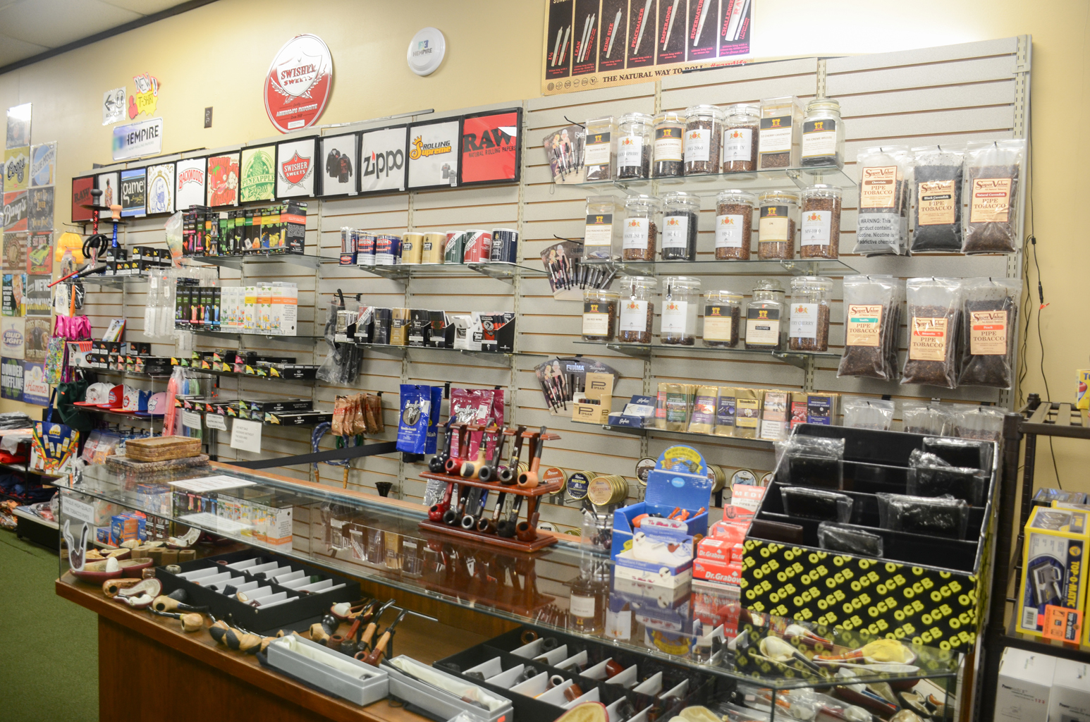 D and S Tobacco Shop LLC- Dothan, AL (HQ) photo 6