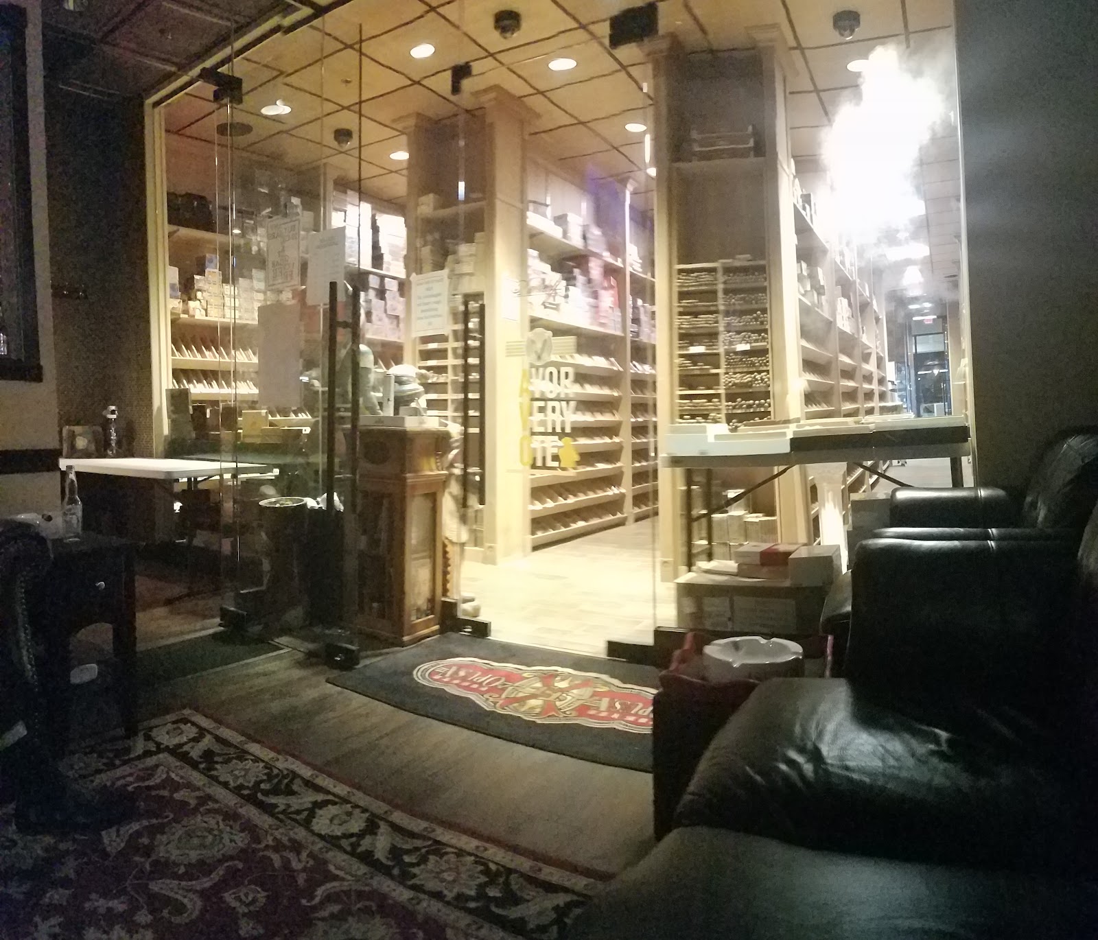 Dad's Cigar Warehouse photo 5
