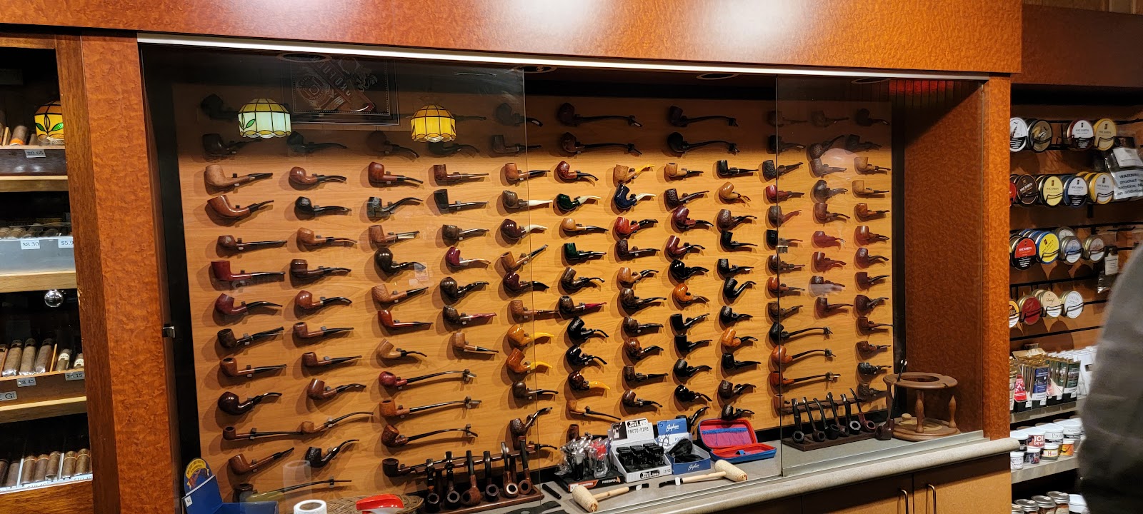 Dad's Smokeshop photo 2