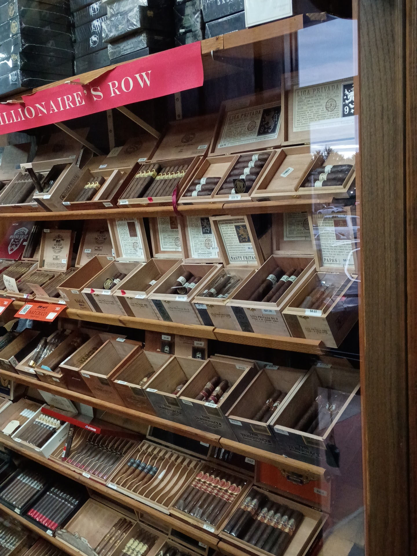 Dallas Discount Cigars photo 4