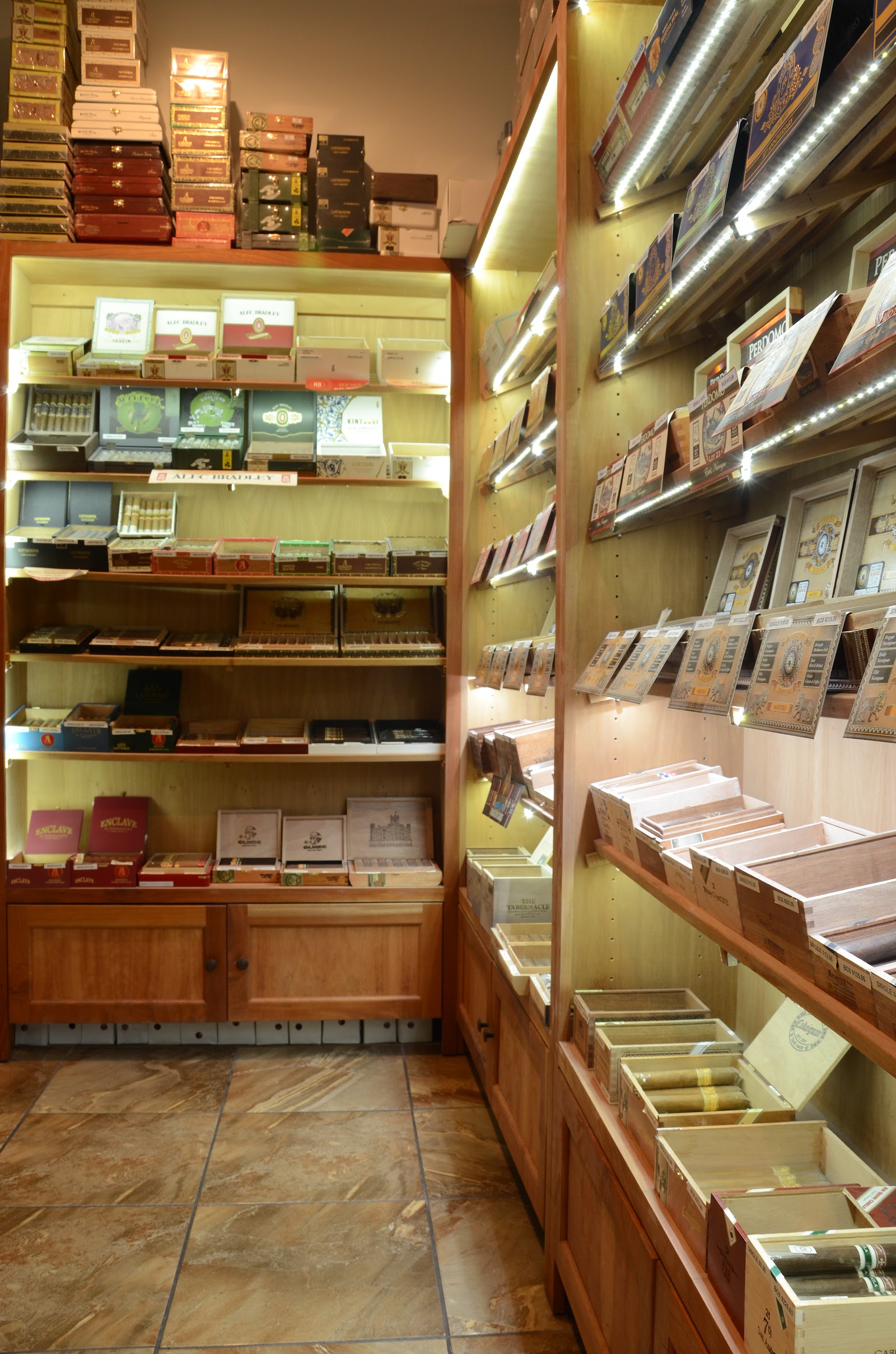 Dapper D’s Cigars photo 9