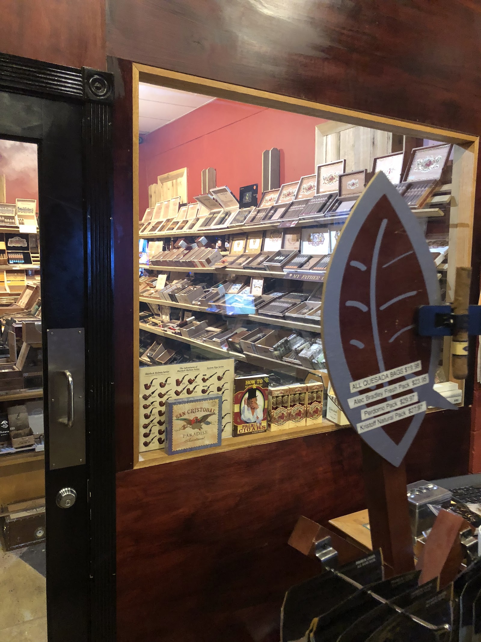 Dave and Sons Cigars and Pipes photo 6