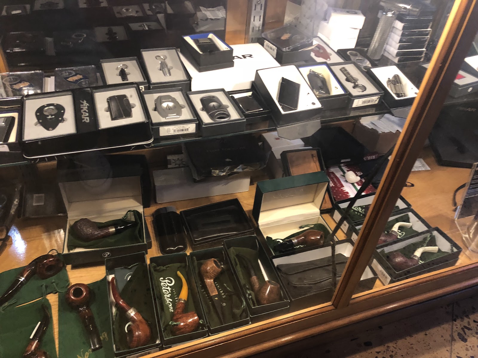 Dave and Sons Cigars and Pipes photo 8