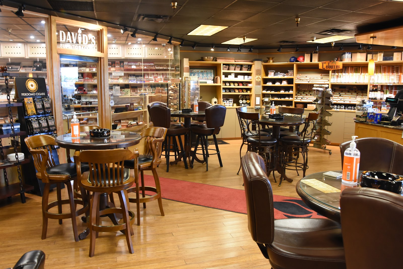 David's Fine Tobaccos photo 2