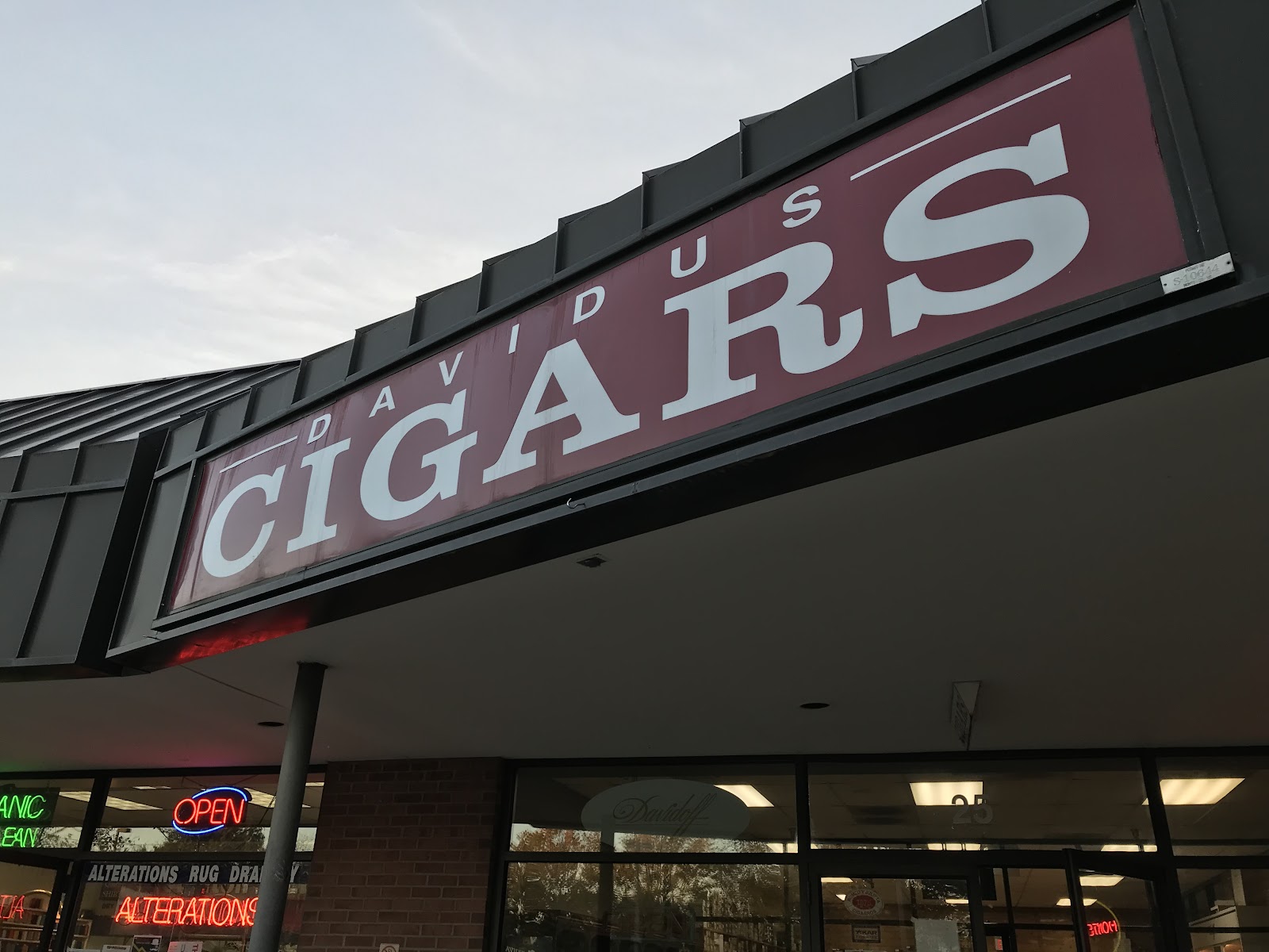 Davidus Cigars, Ltd. - Olney, MD