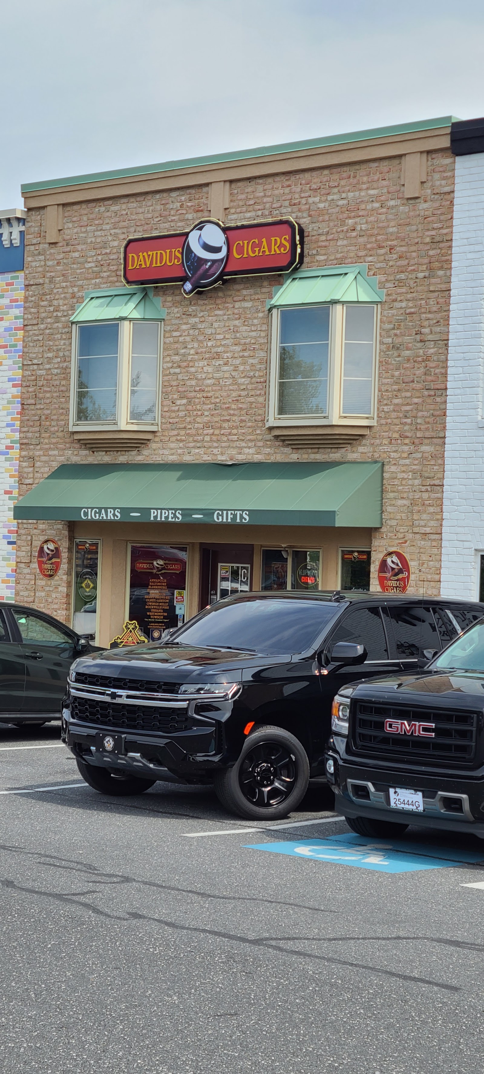 Davidus Cigars, Ltd. - Urbana, MD photo 8