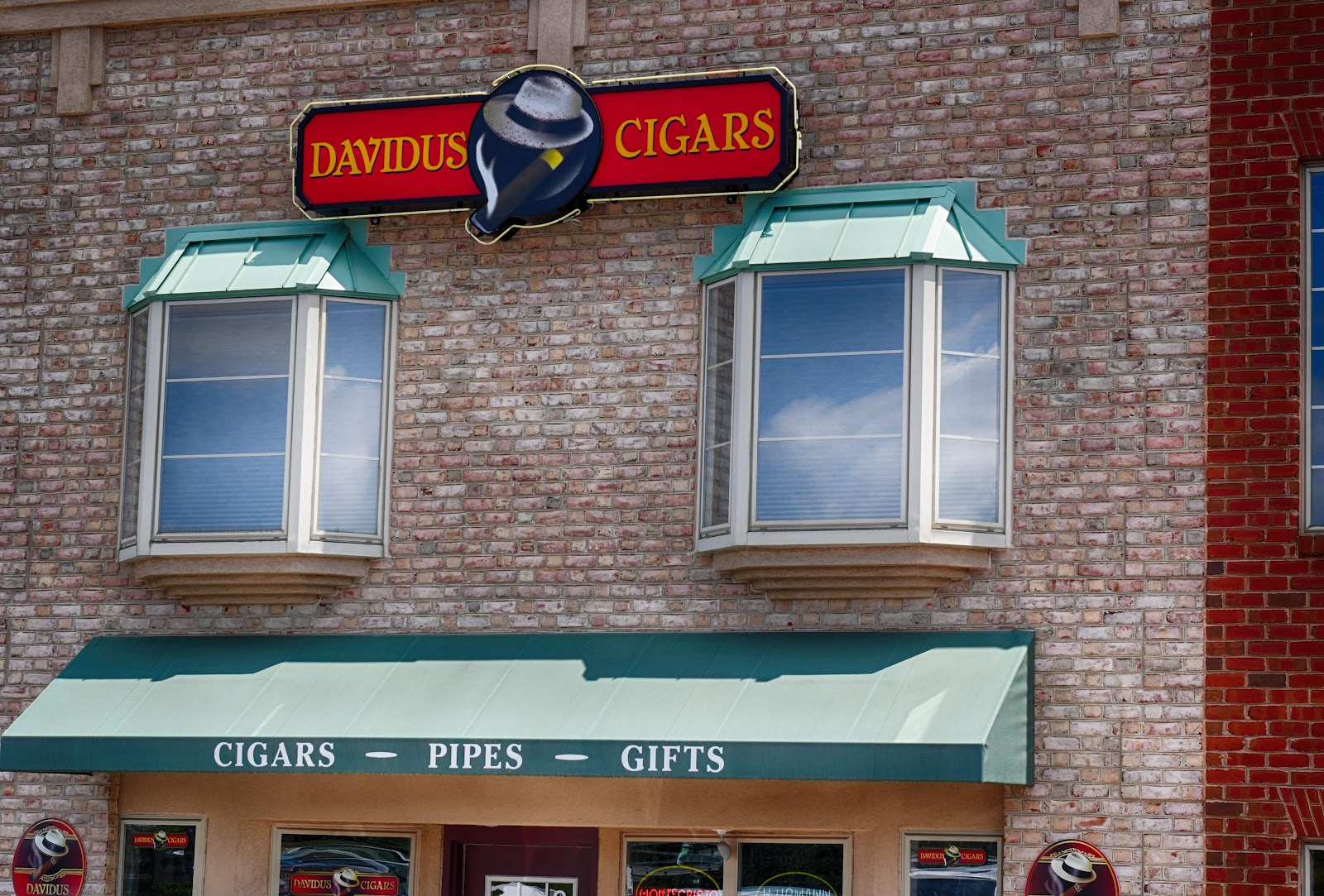 Davidus Cigars, Ltd. - Urbana, MD photo 10