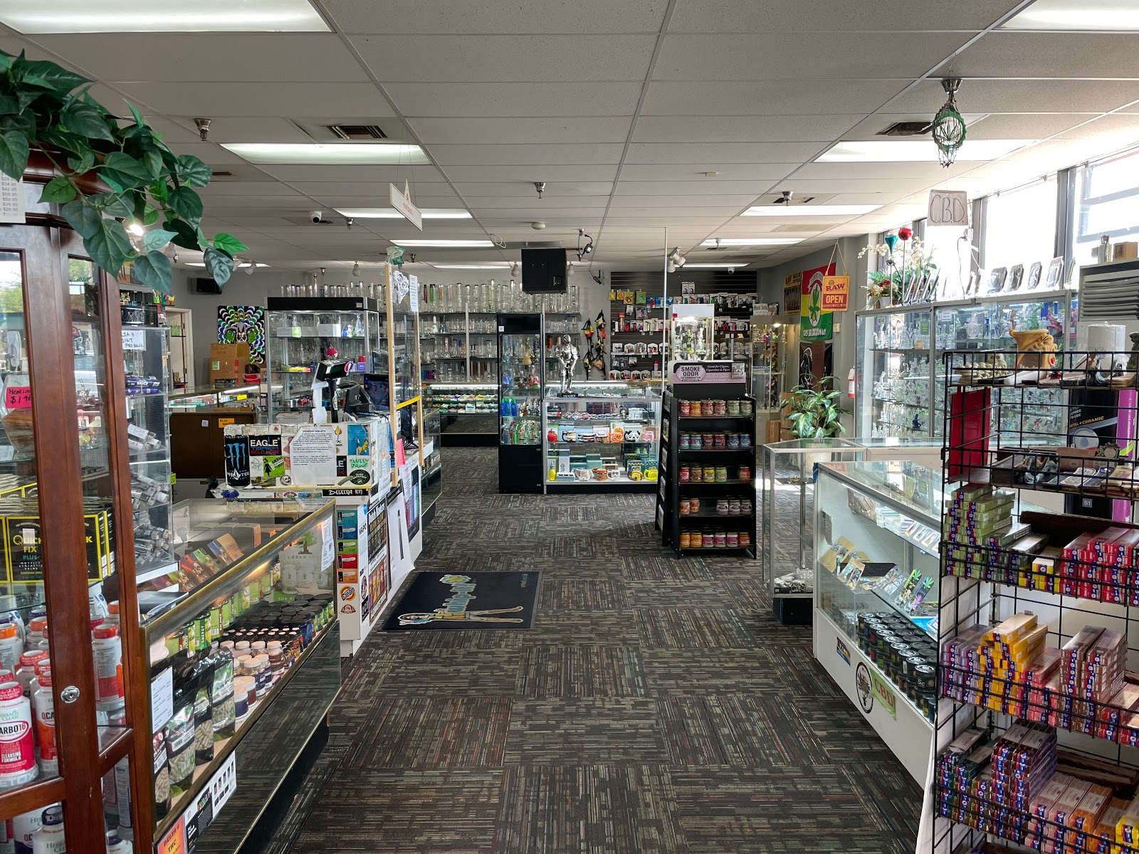 DJ's Smoke Shop (HQ) photo 5