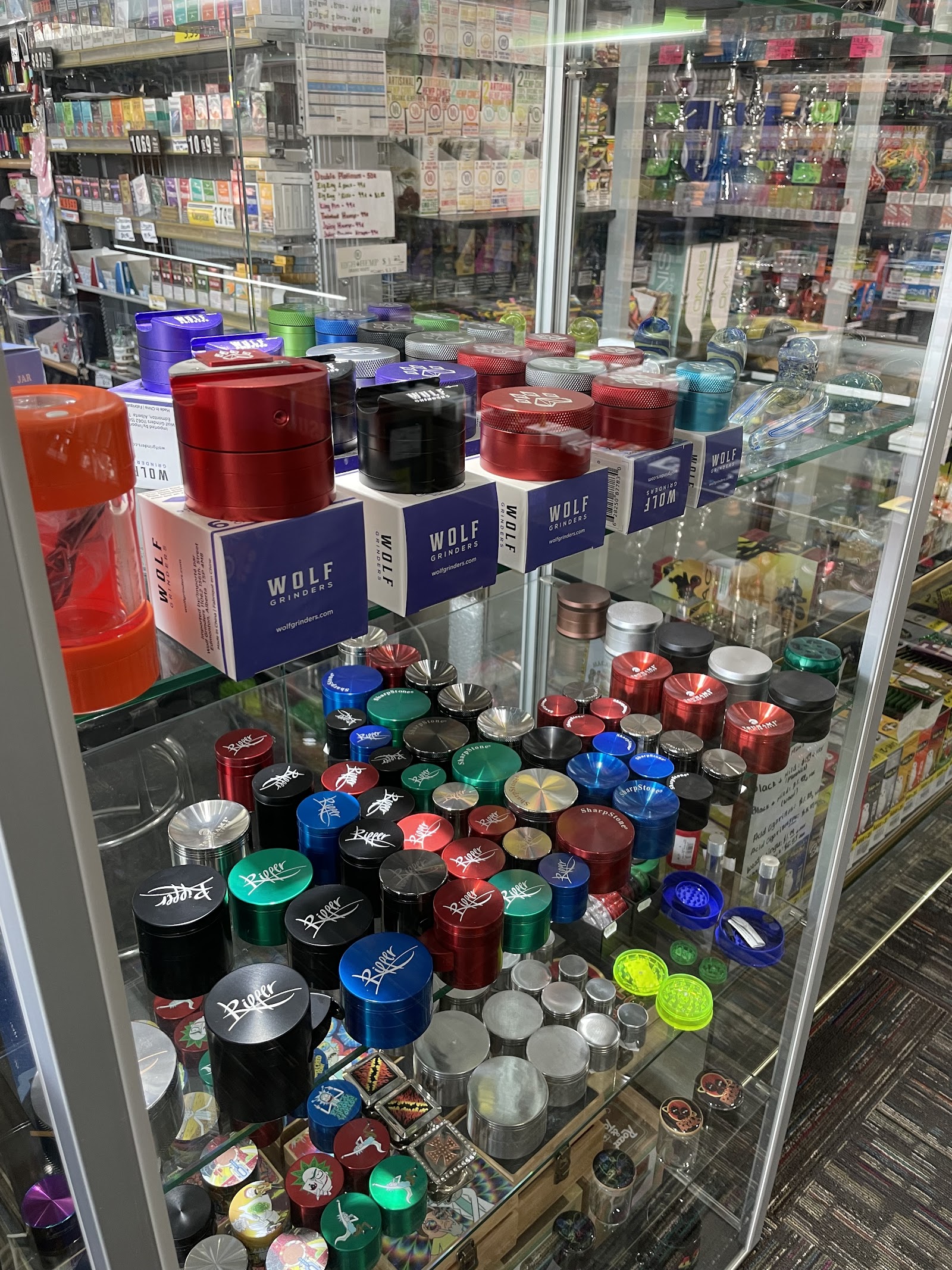 DJ's Smoke Shop (HQ) photo 8
