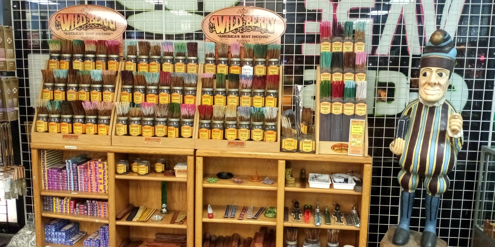 DJ's Smoke Shop - Mesa/Gilbert Rd photo 3