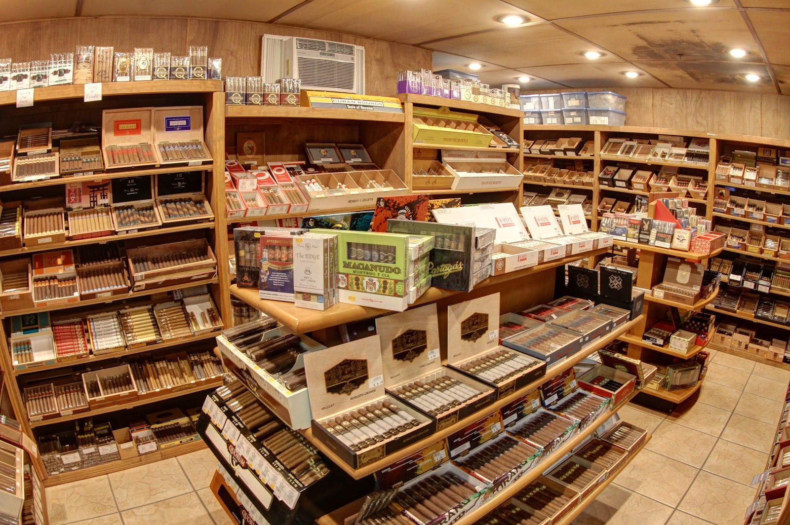 DJ's Smoke Shop - Mesa/Gilbert Rd photo 5