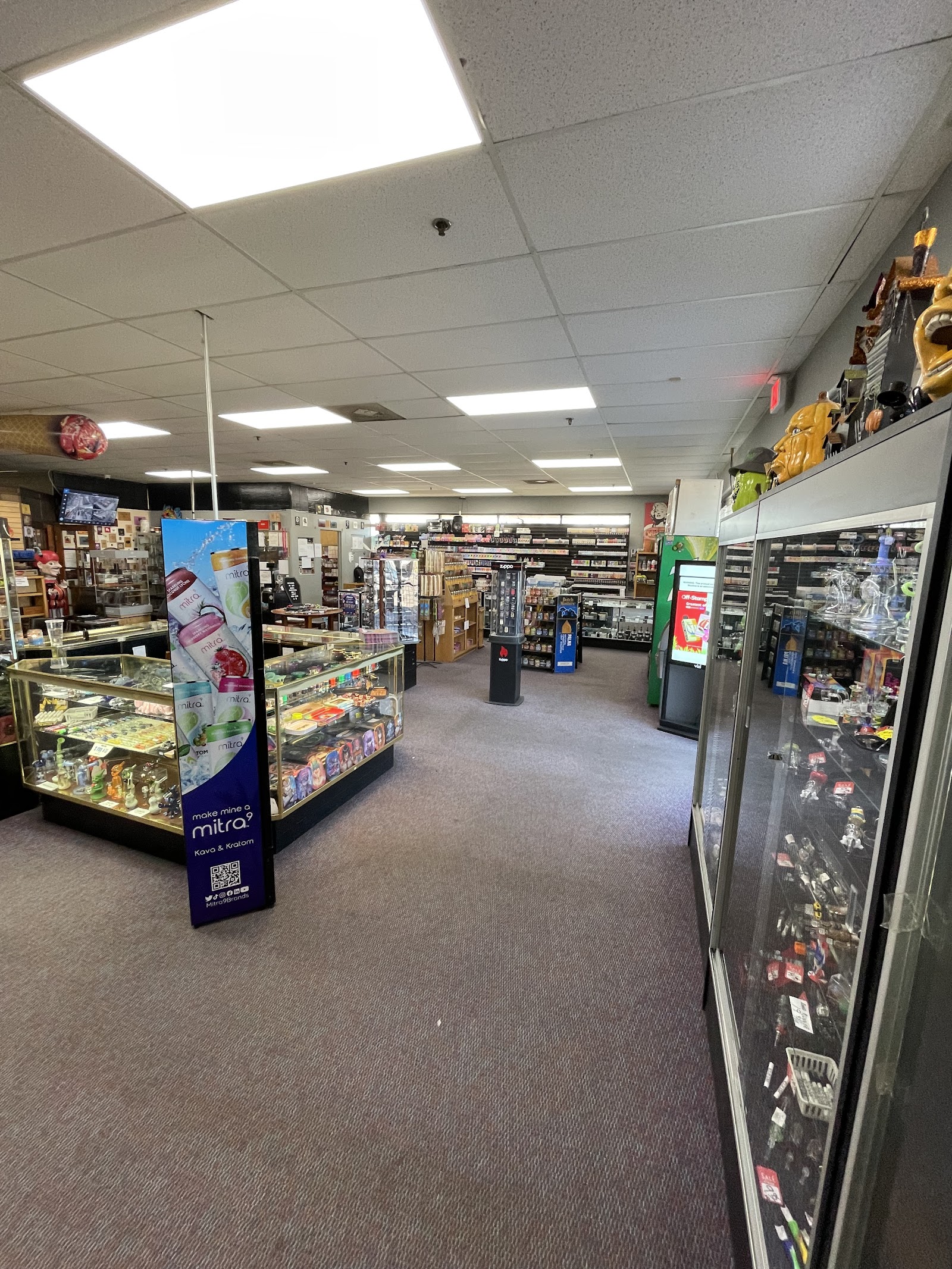 DJ's Smoke Shop - Mesa/Gilbert Rd photo 7