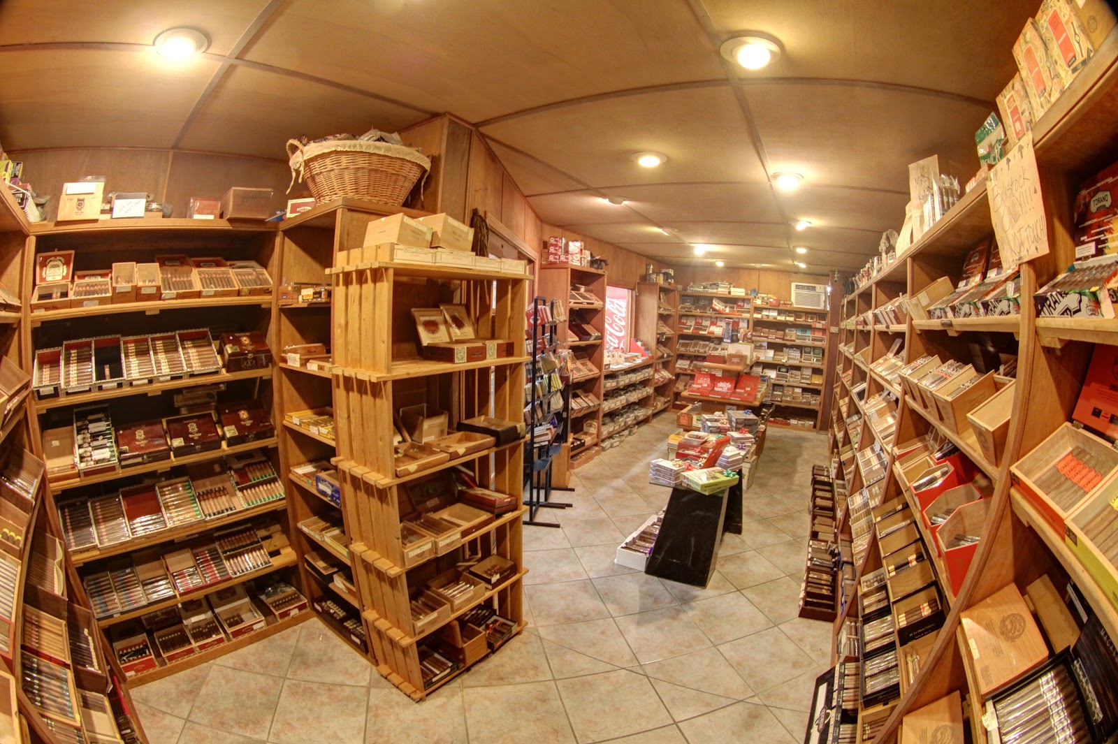 DJ's Smoke Shop - Mesa/Main St photo 8