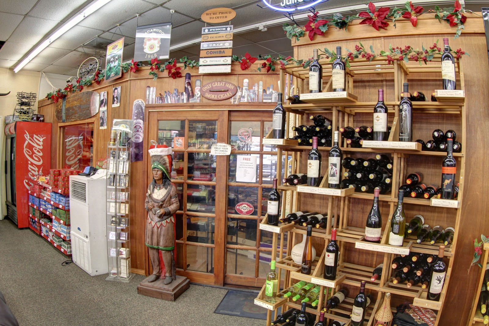 DJ's Smoke Shop - Mesa/Main St photo 10