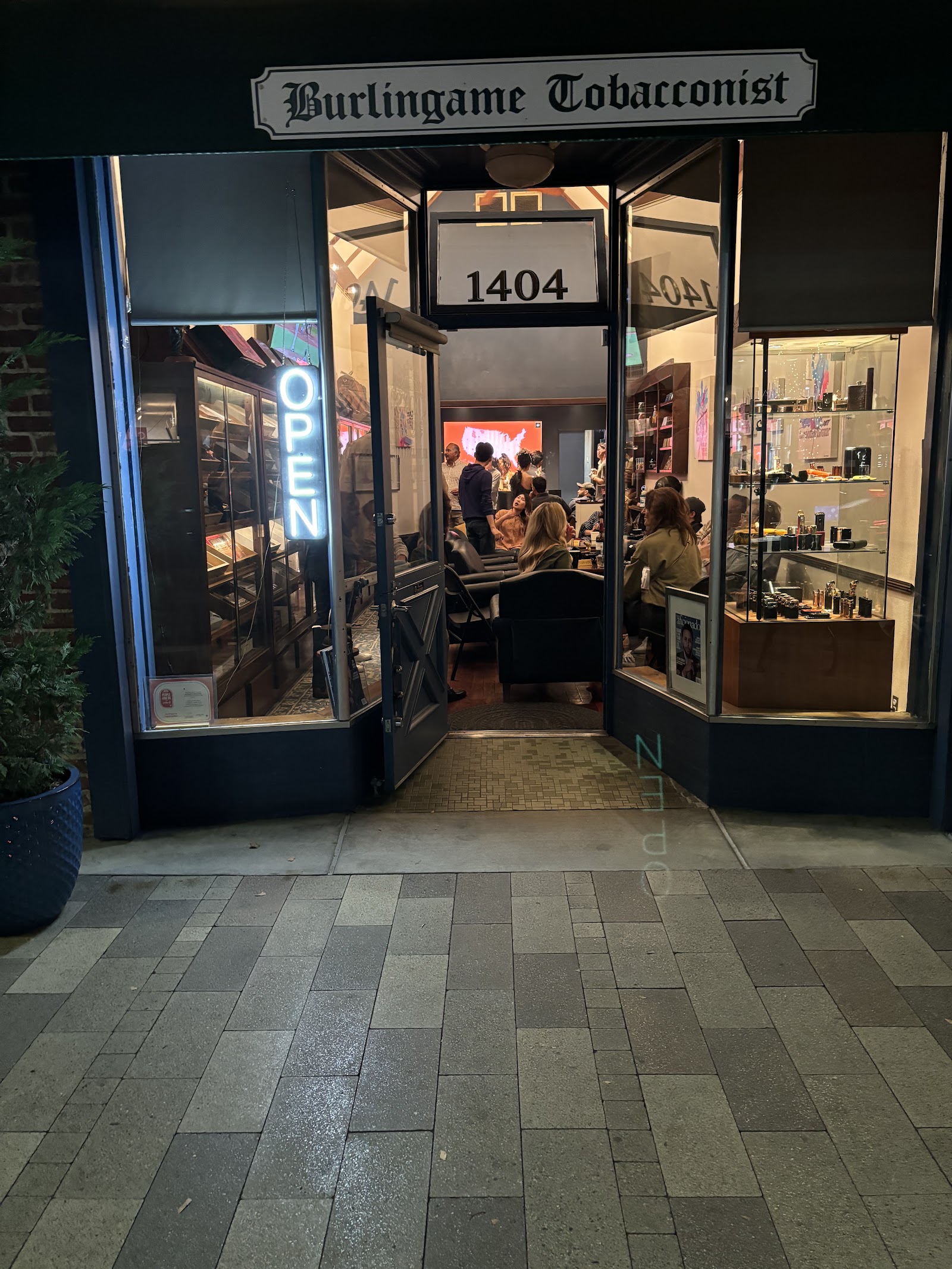 DONS Burlingame Tobacconist photo 10