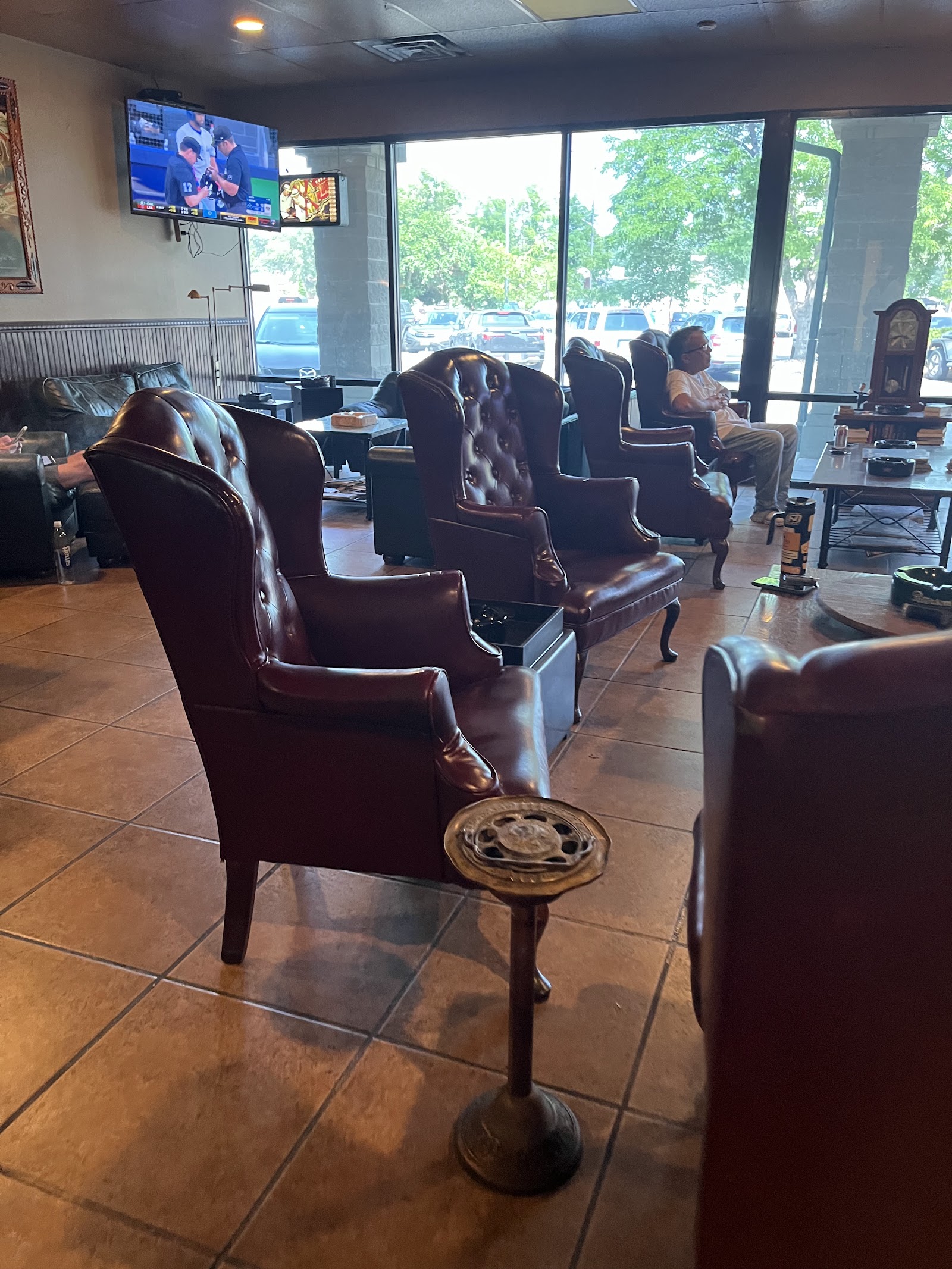 Edwards Pipe & Cigar Shop photo 6
