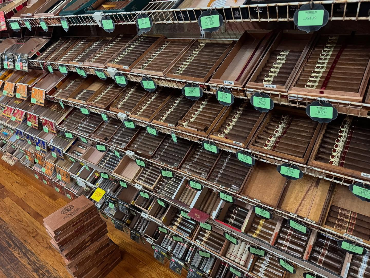 Edward's Pipe & Tobacco Shop - Englewood, CO photo 3