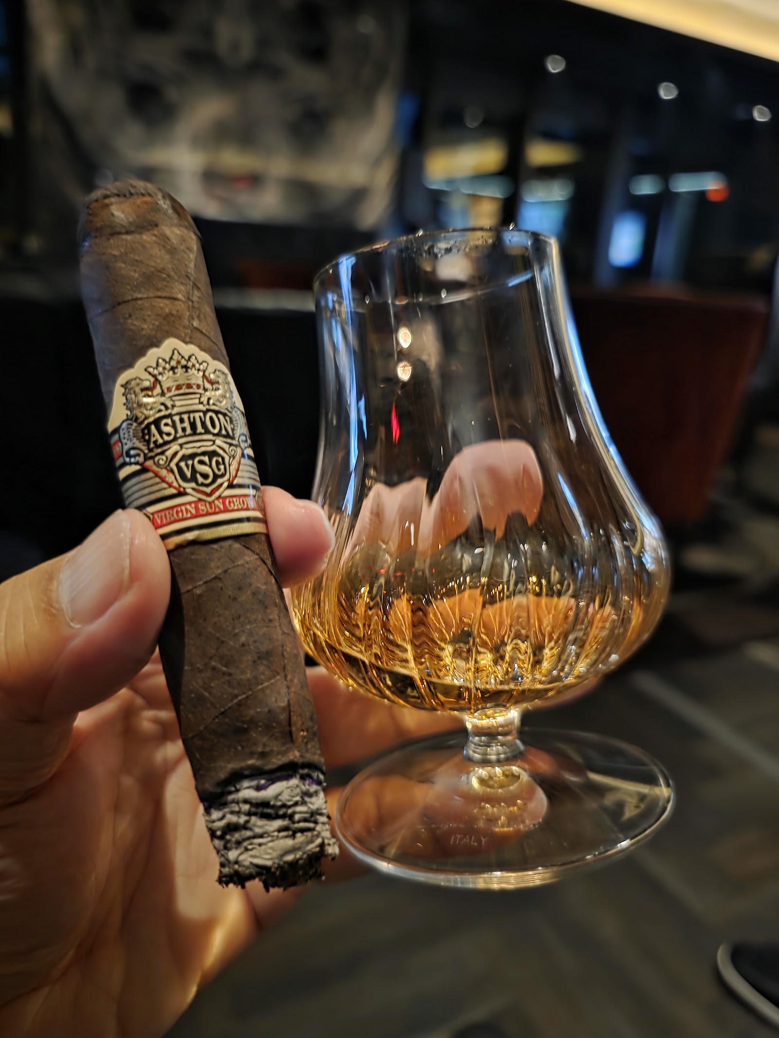 Eight Cigar Lounge photo 7
