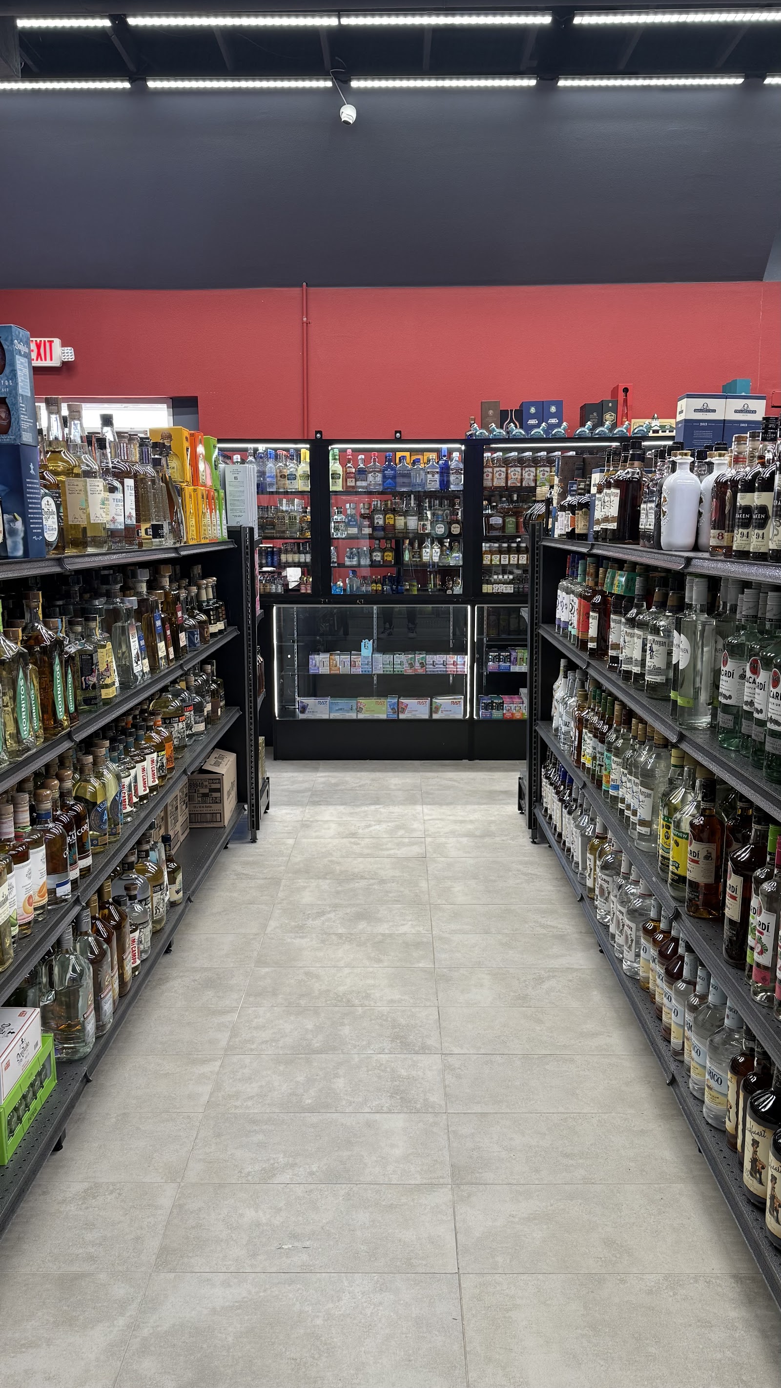 Eiland Cigar Lounge & Liquor Store photo 8