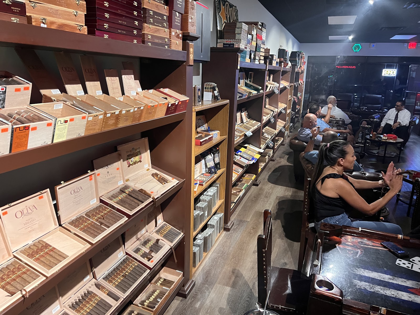 El Arte del Habano Cigars LLC photo 2