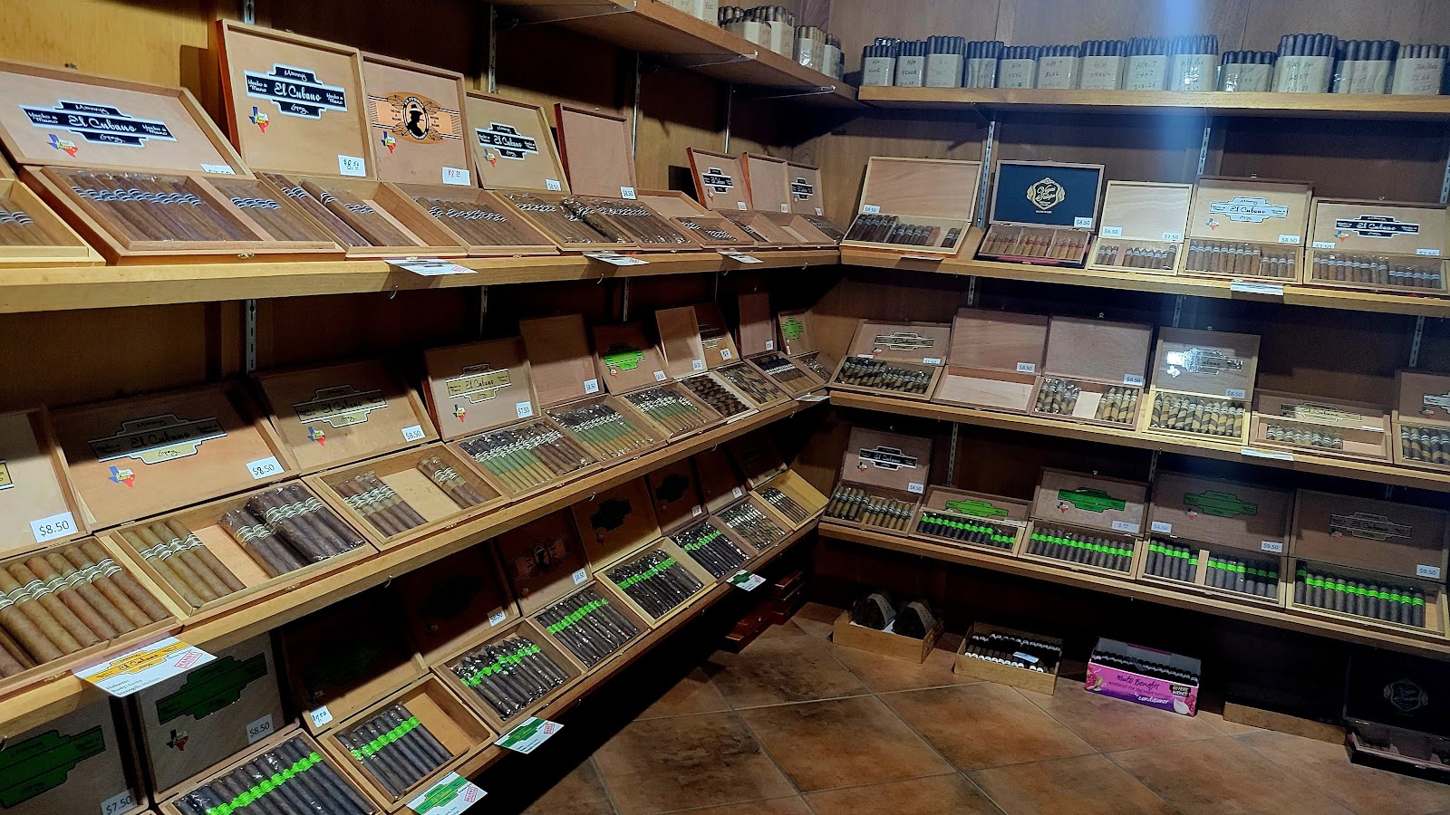 El Cubano Cigars Factory - Texas City, TX photo 3