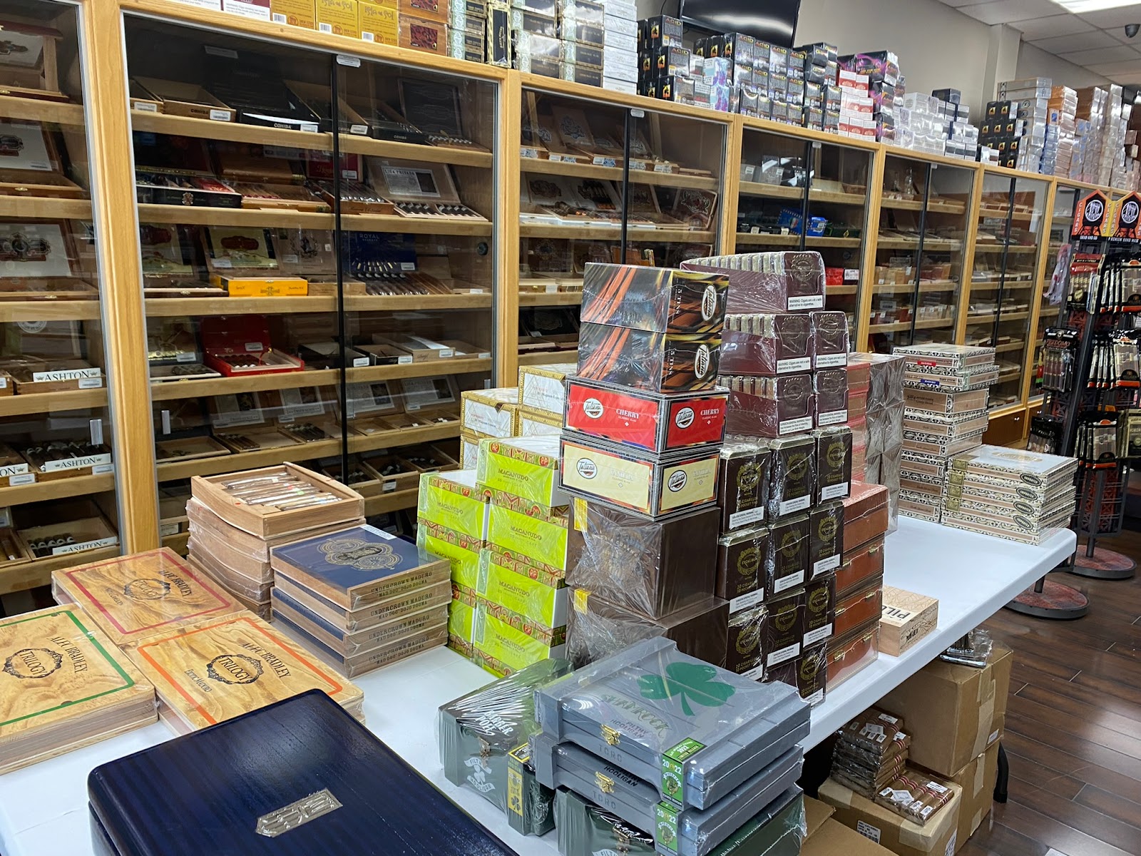 El Humidor photo 2