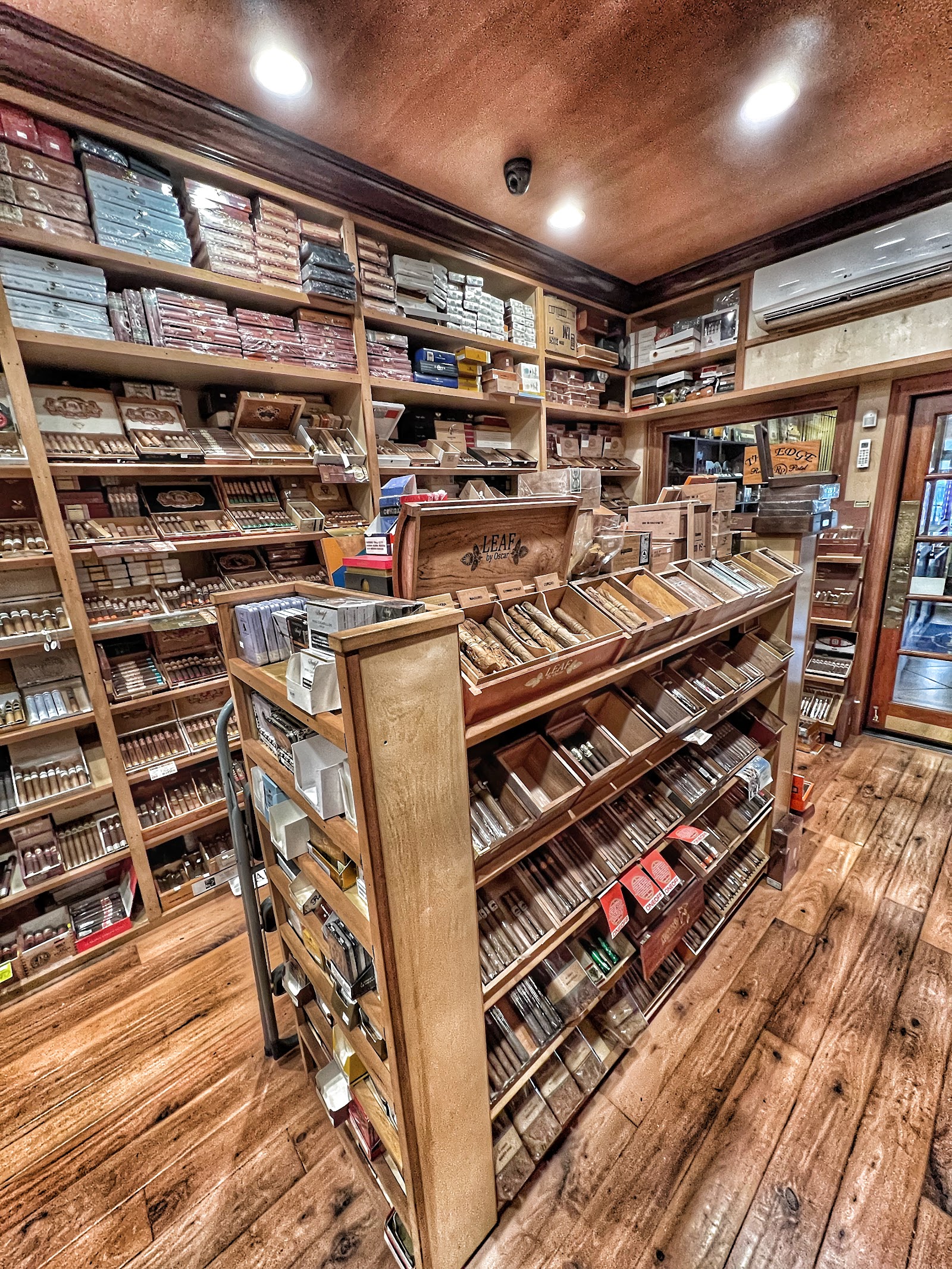 Embassy Cigars photo 8